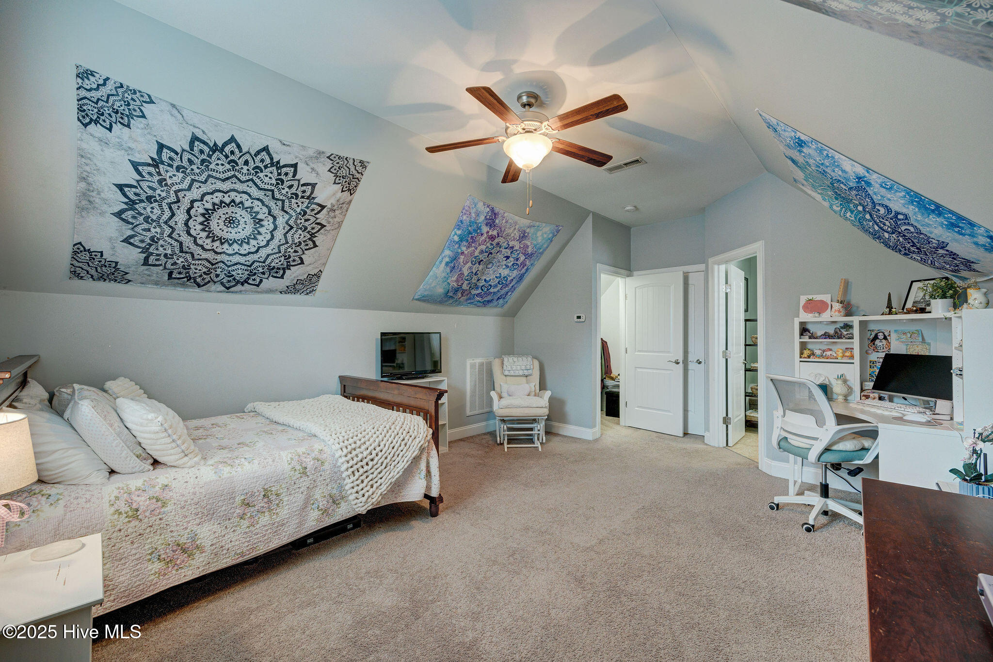 6116 Tarin Road