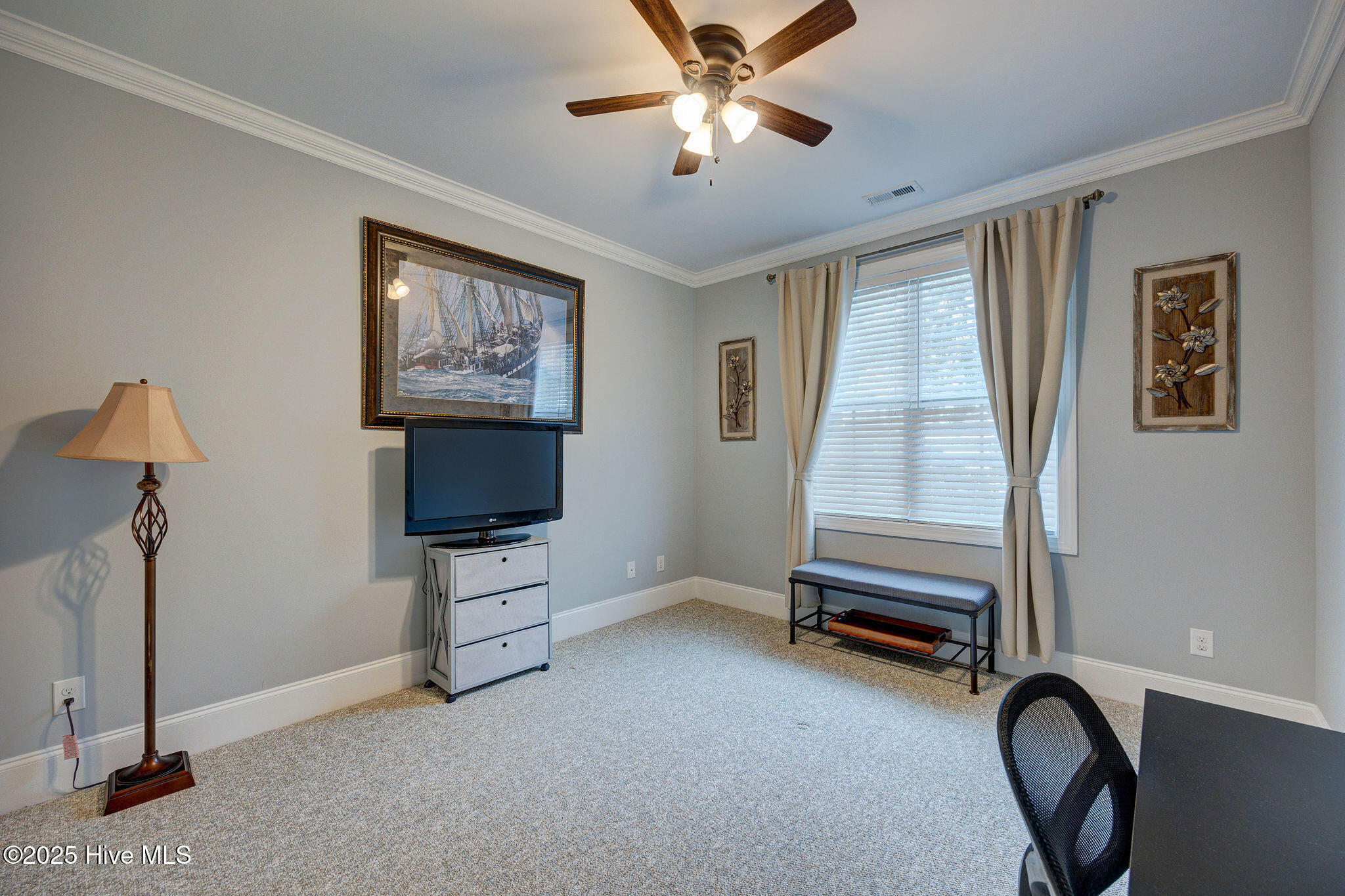 6116 Tarin Road