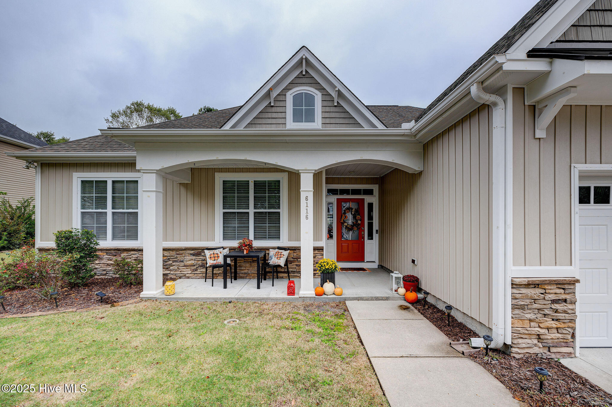 6116 Tarin Road