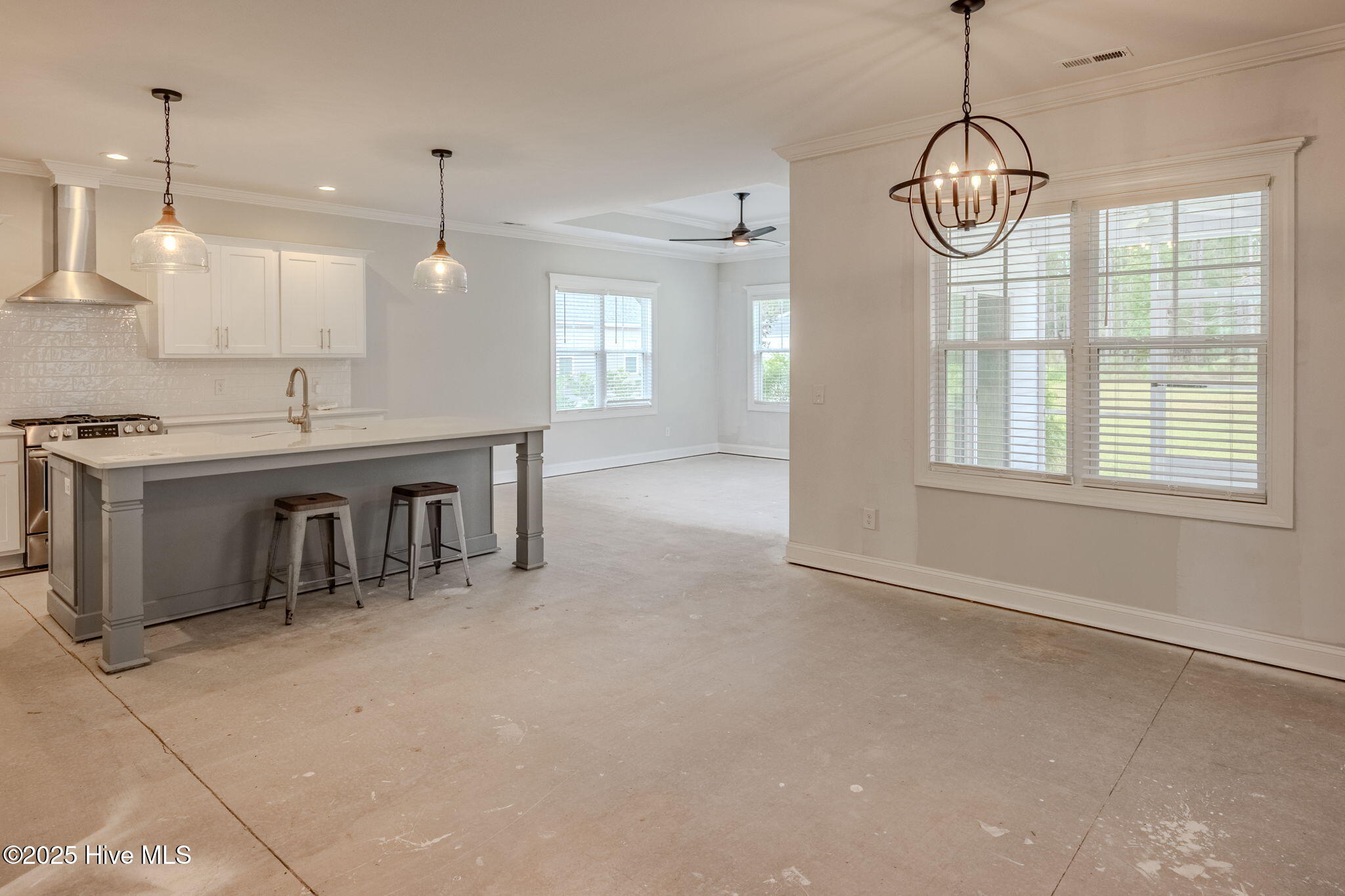 171 Saratoga Way