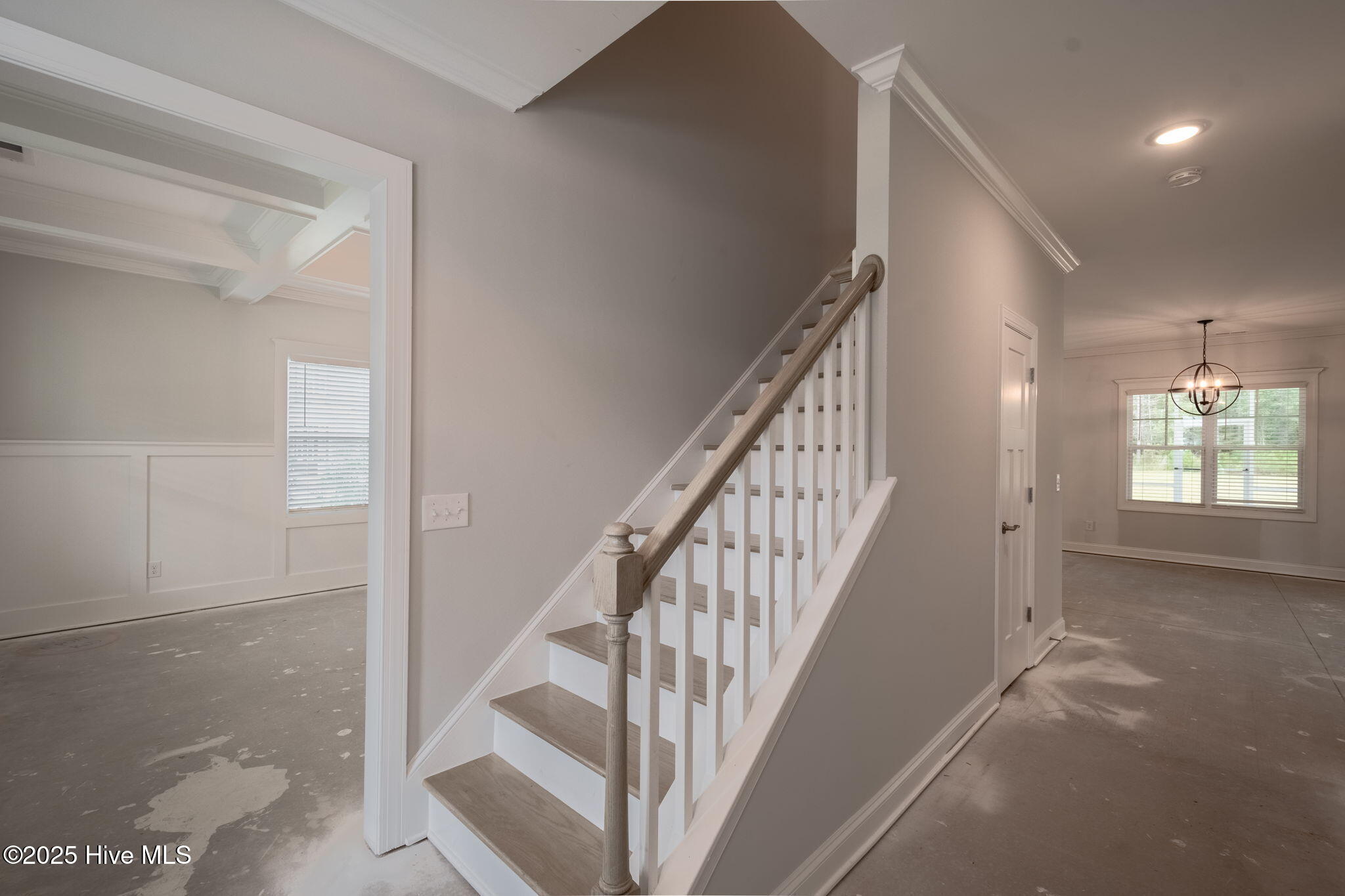 171 Saratoga Way