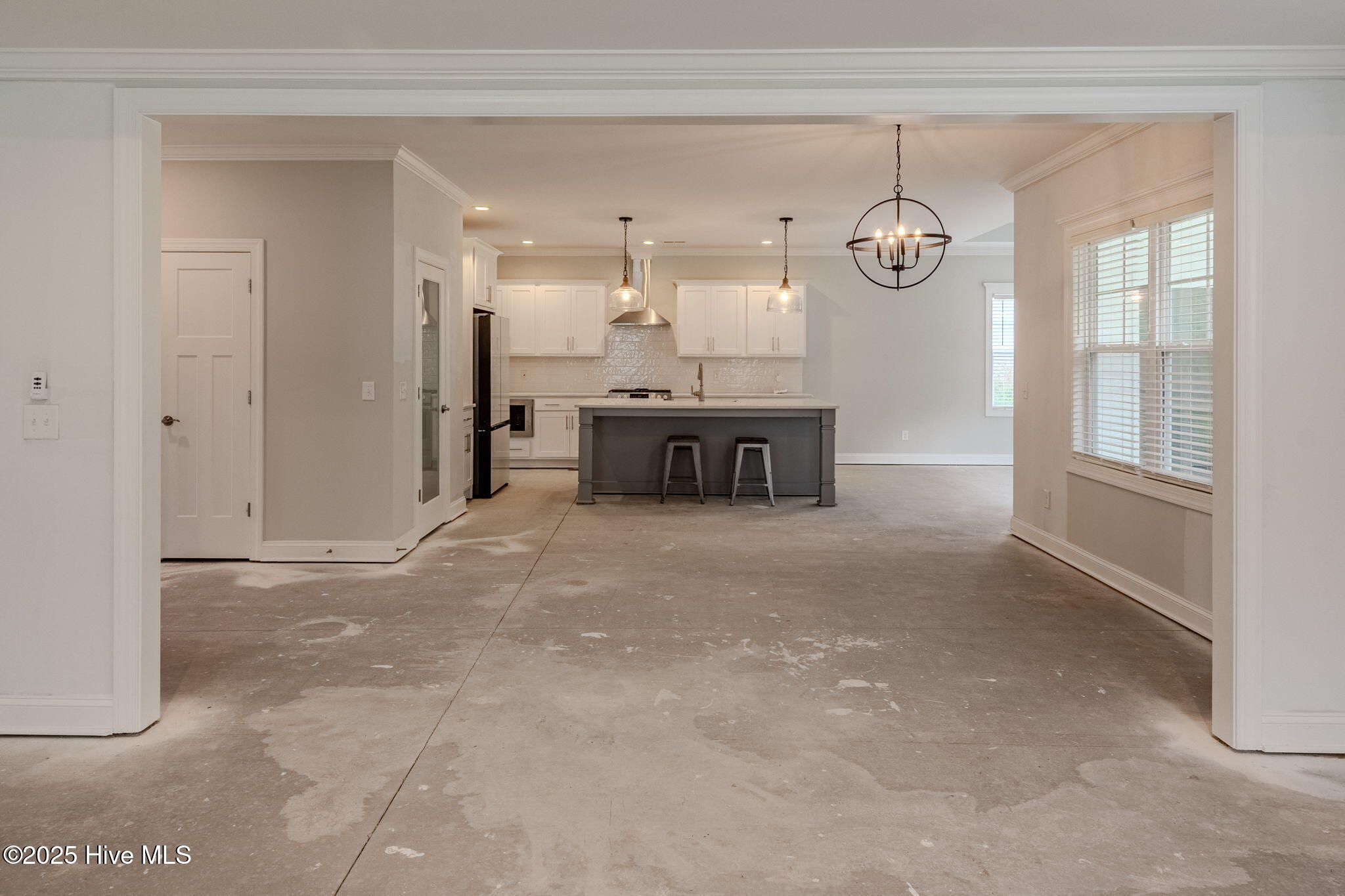171 Saratoga Way