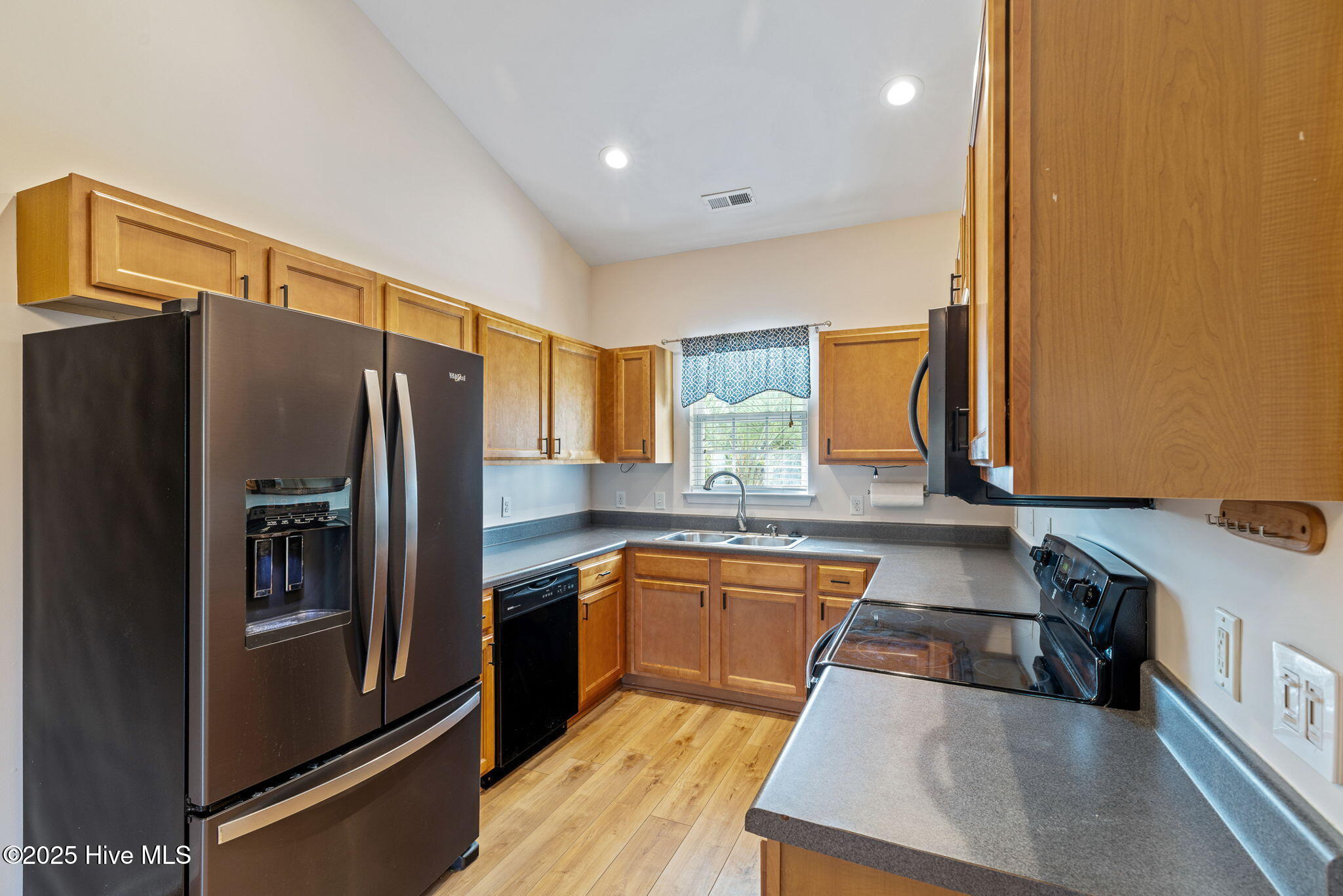 613 Saint Vincent Drive