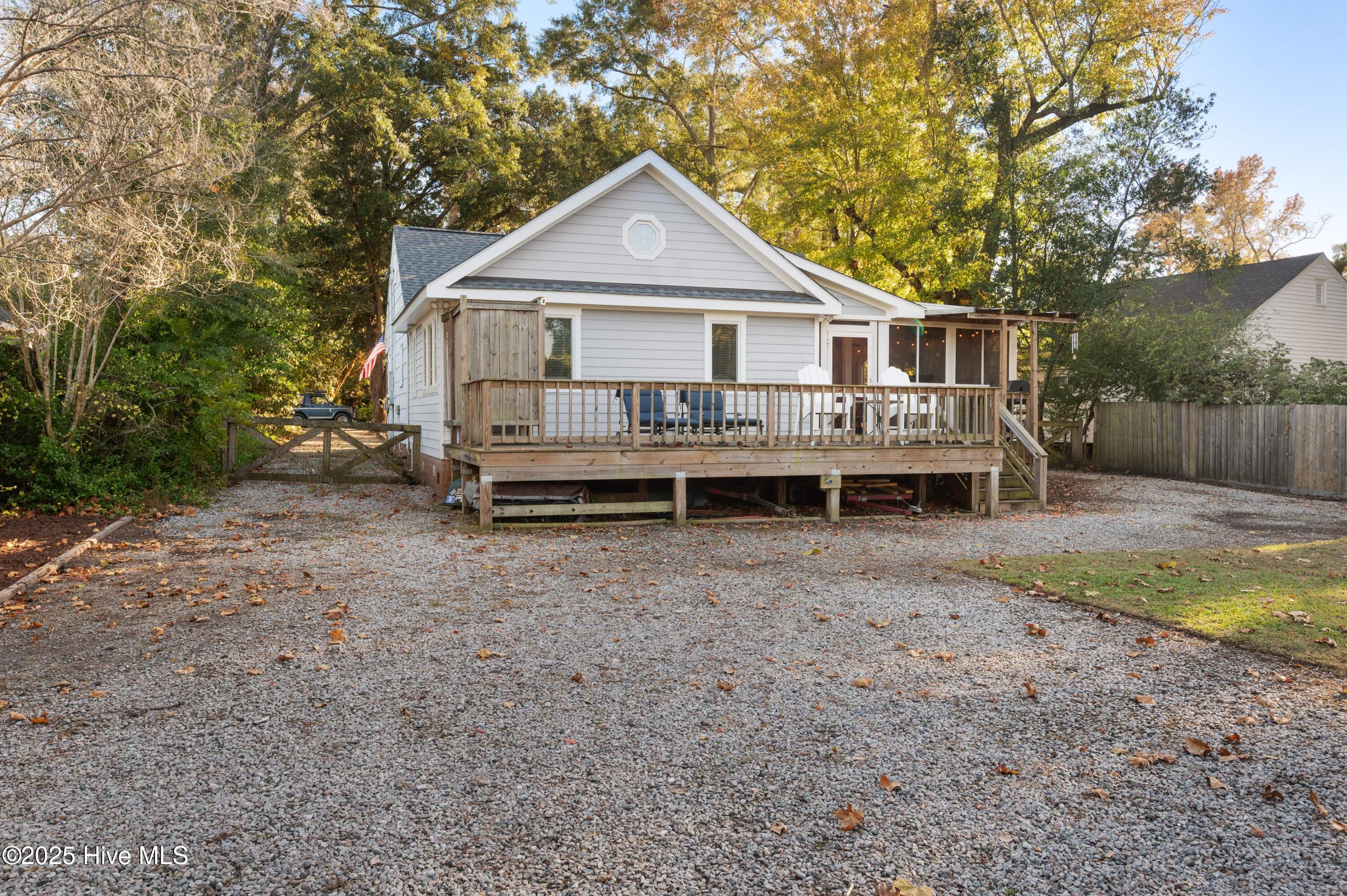 3250 Camden Circle