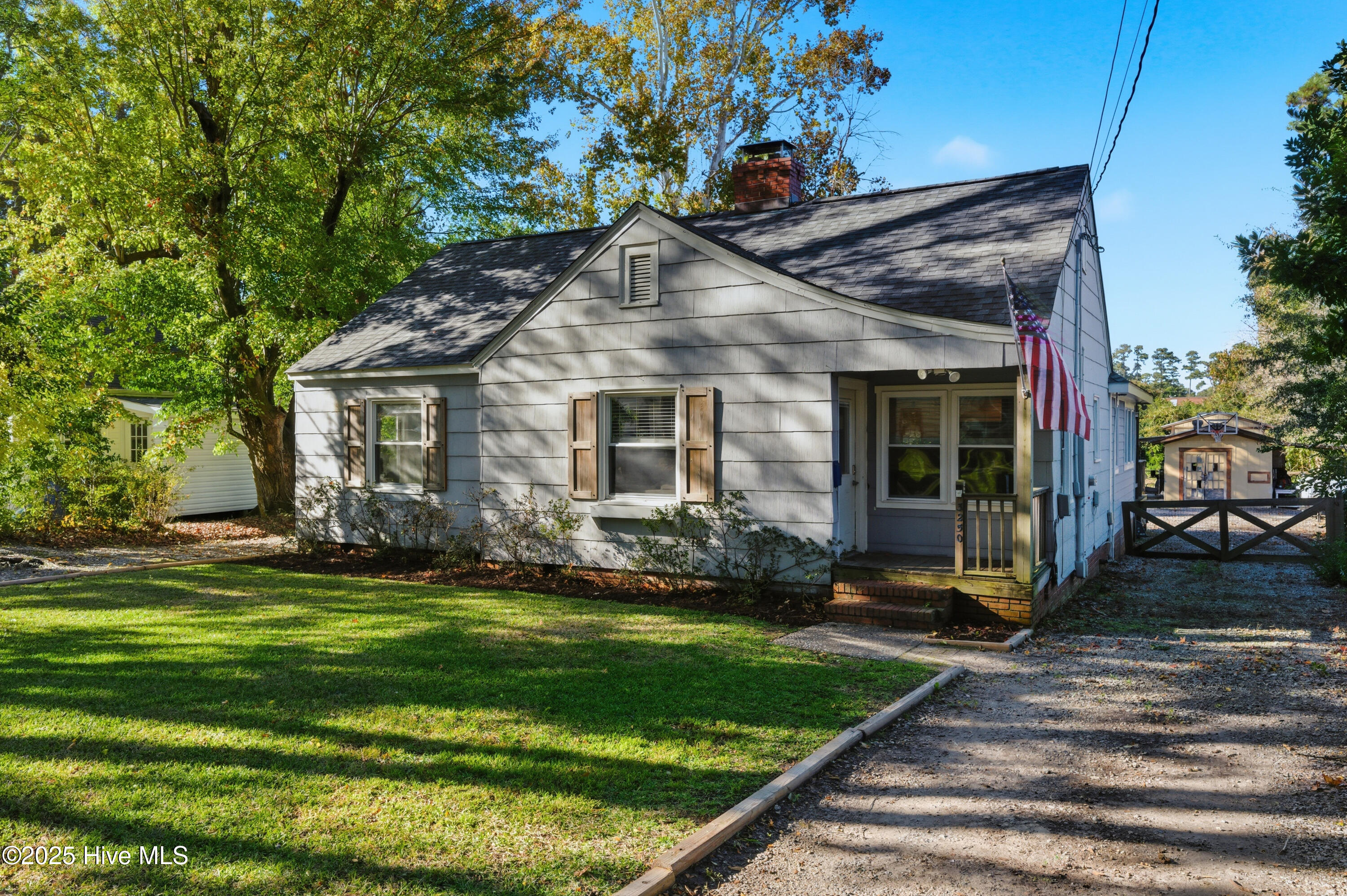 3250 Camden Circle
