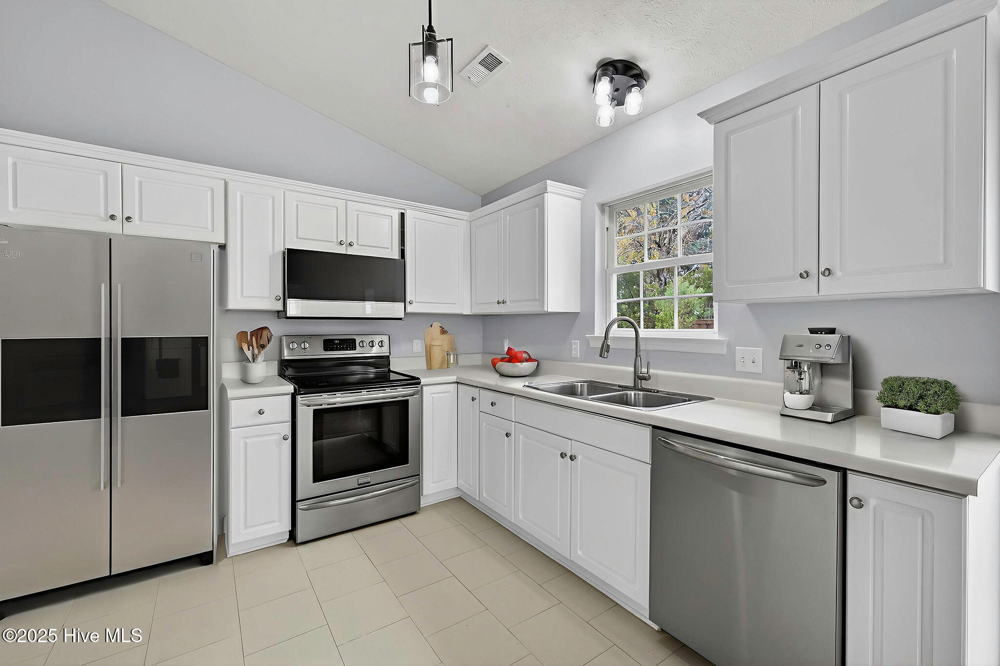 1421 Wagon Court