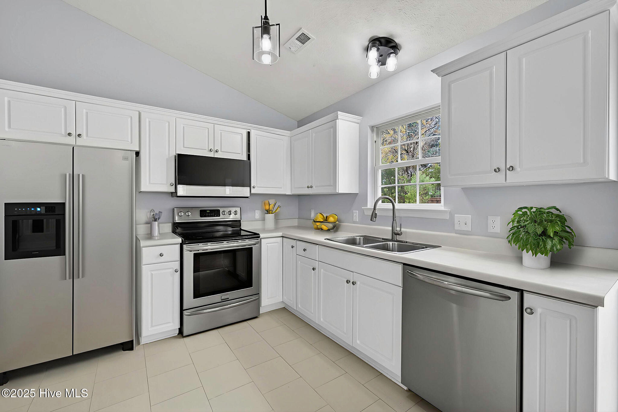 1421 Wagon Court