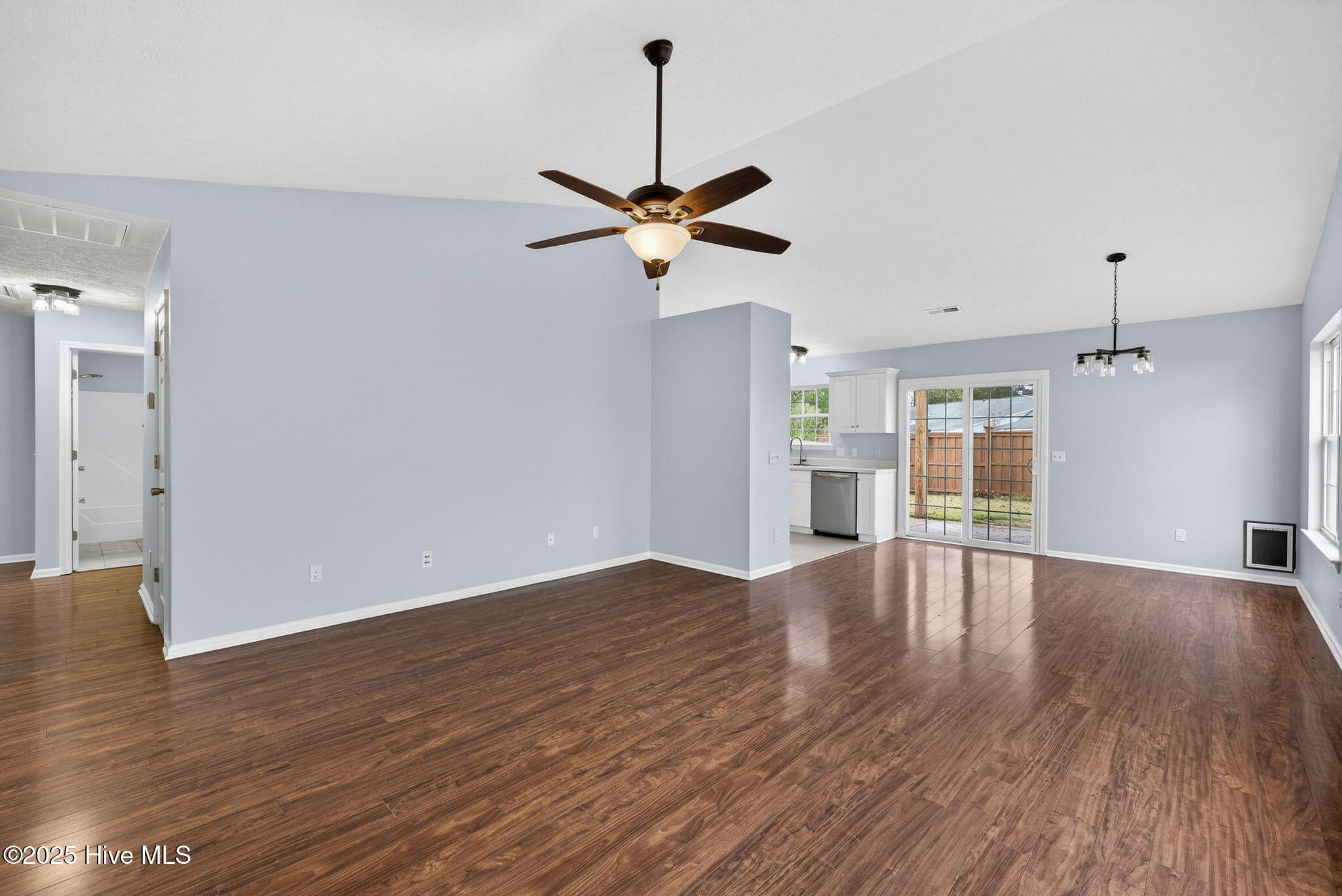 1421 Wagon Court