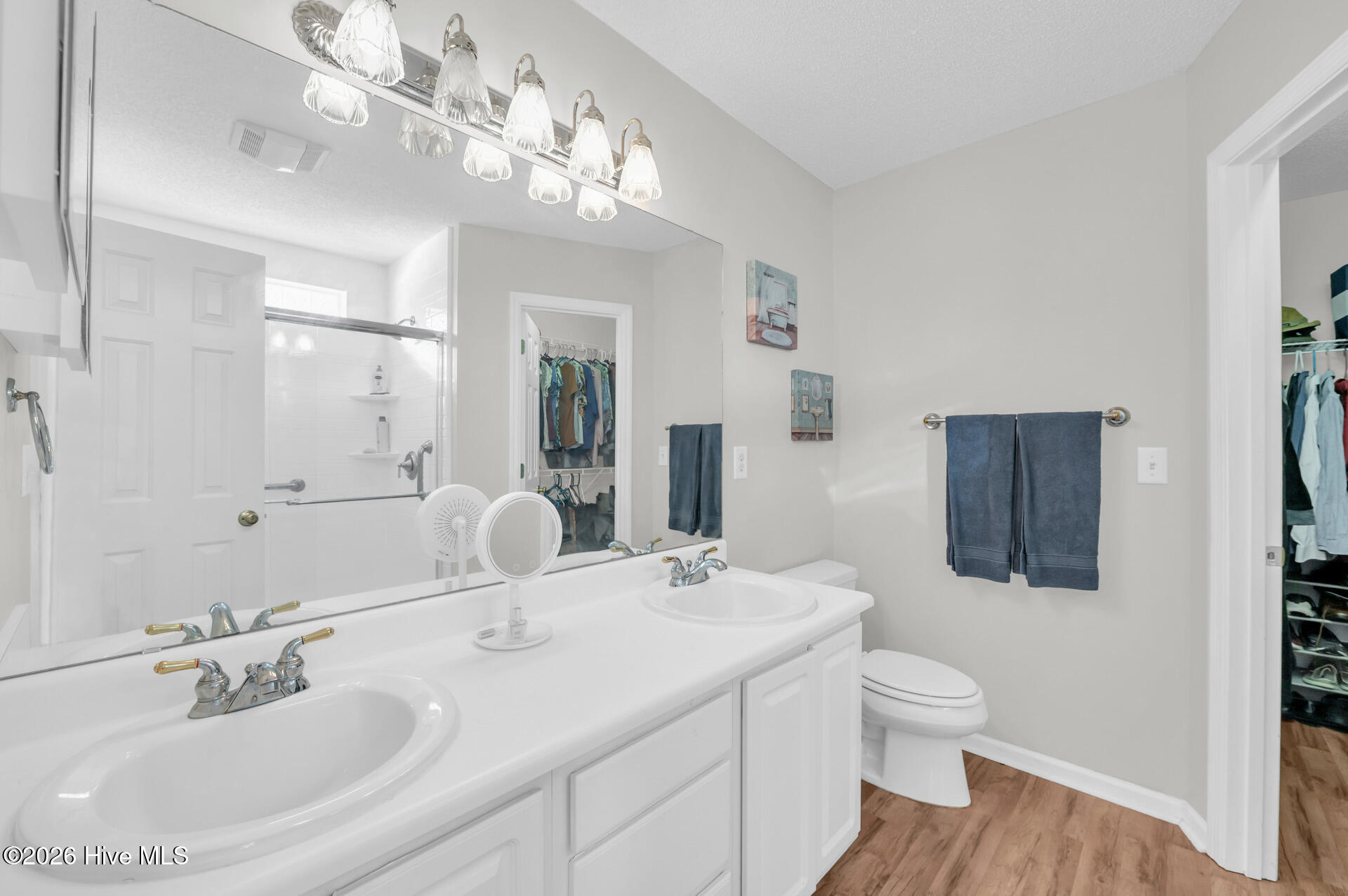 5606 Wellfleet Court