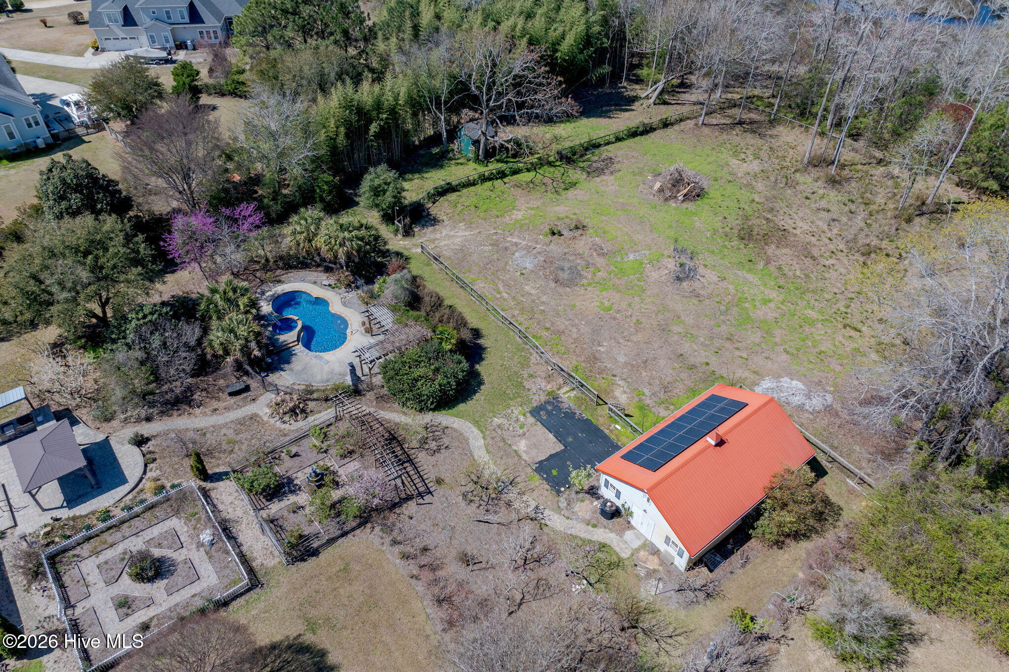 2689 Sloop Point Loop Road