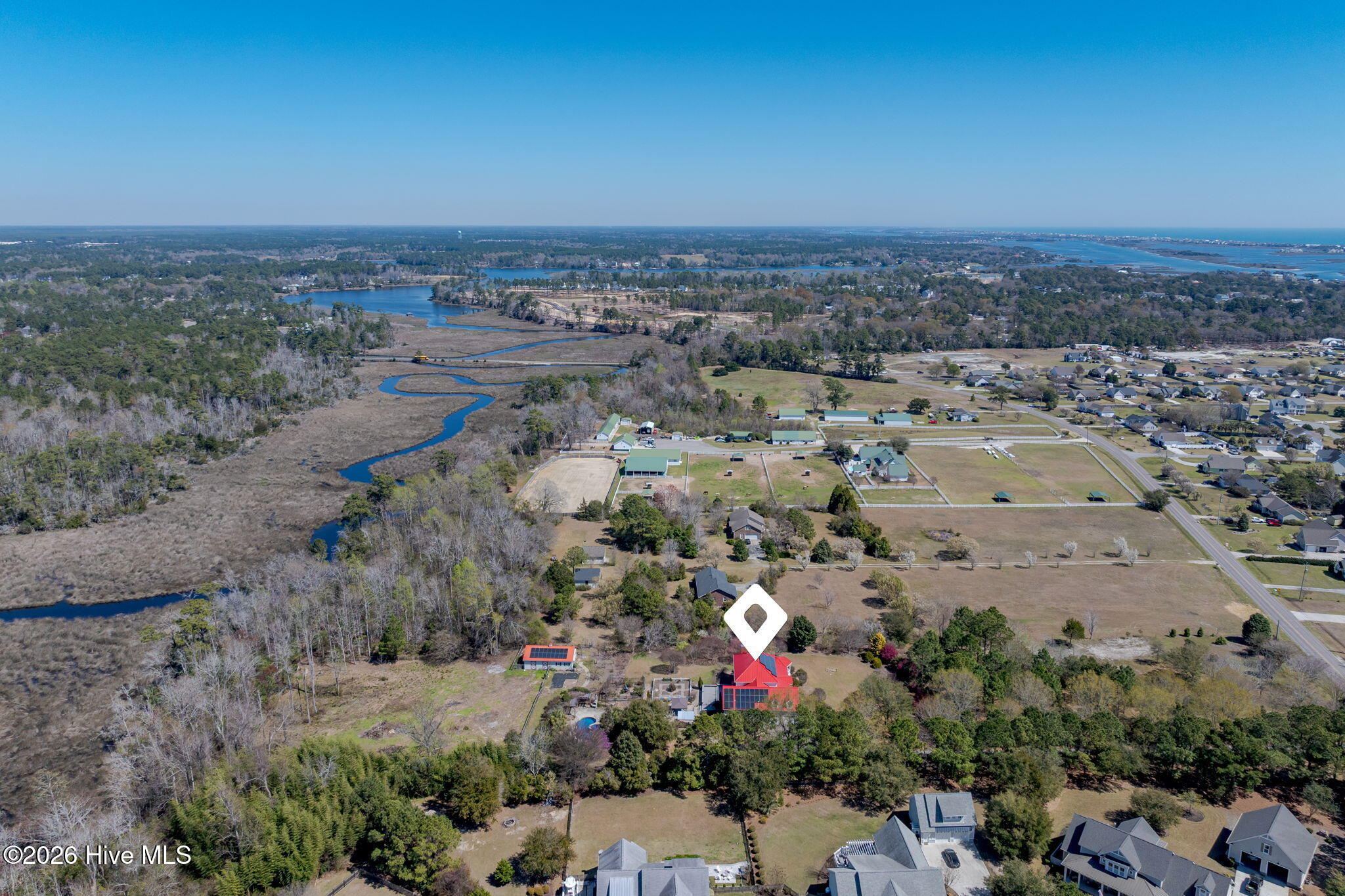2689 Sloop Point Loop Road