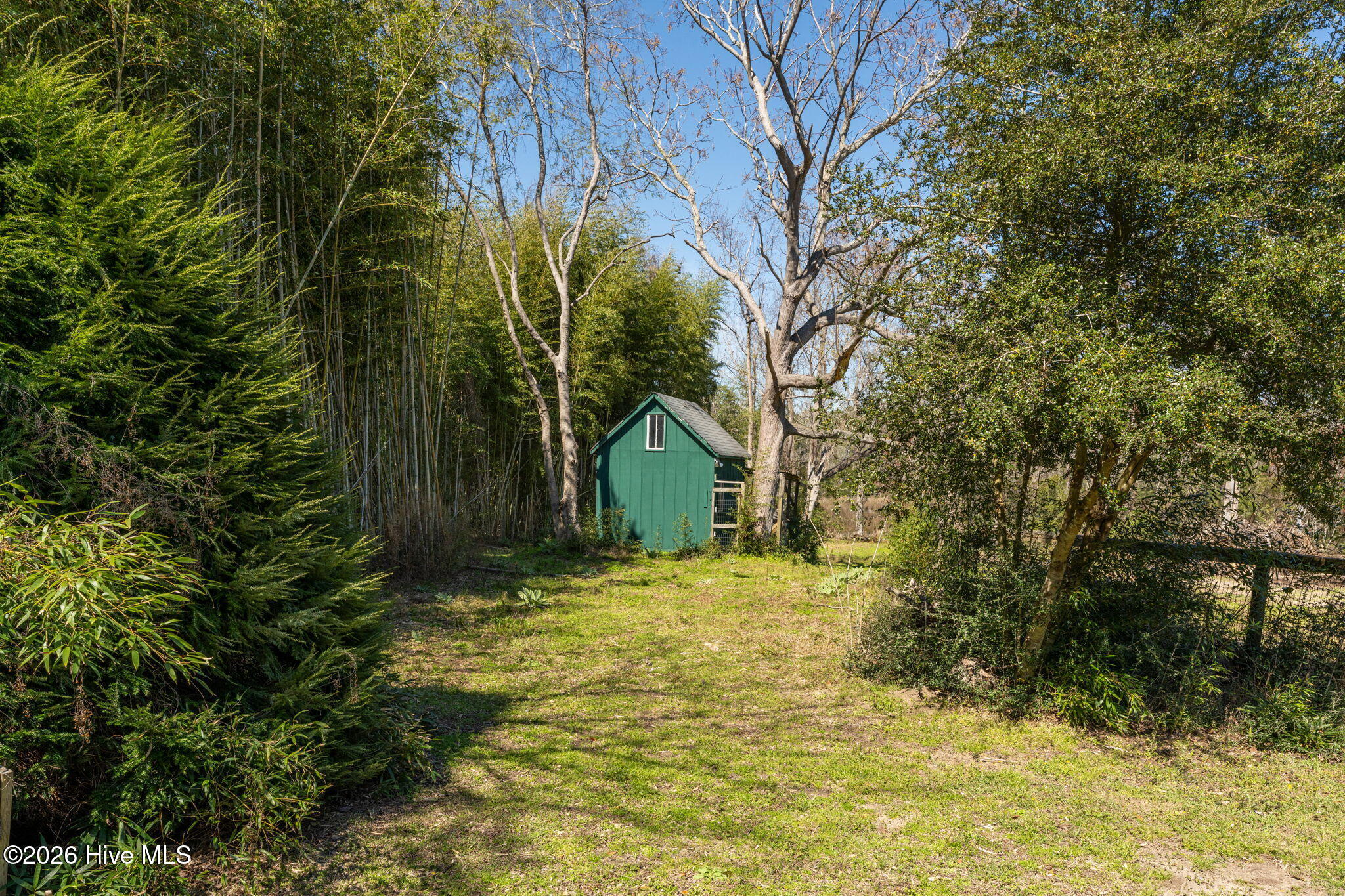 2689 Sloop Point Loop Road