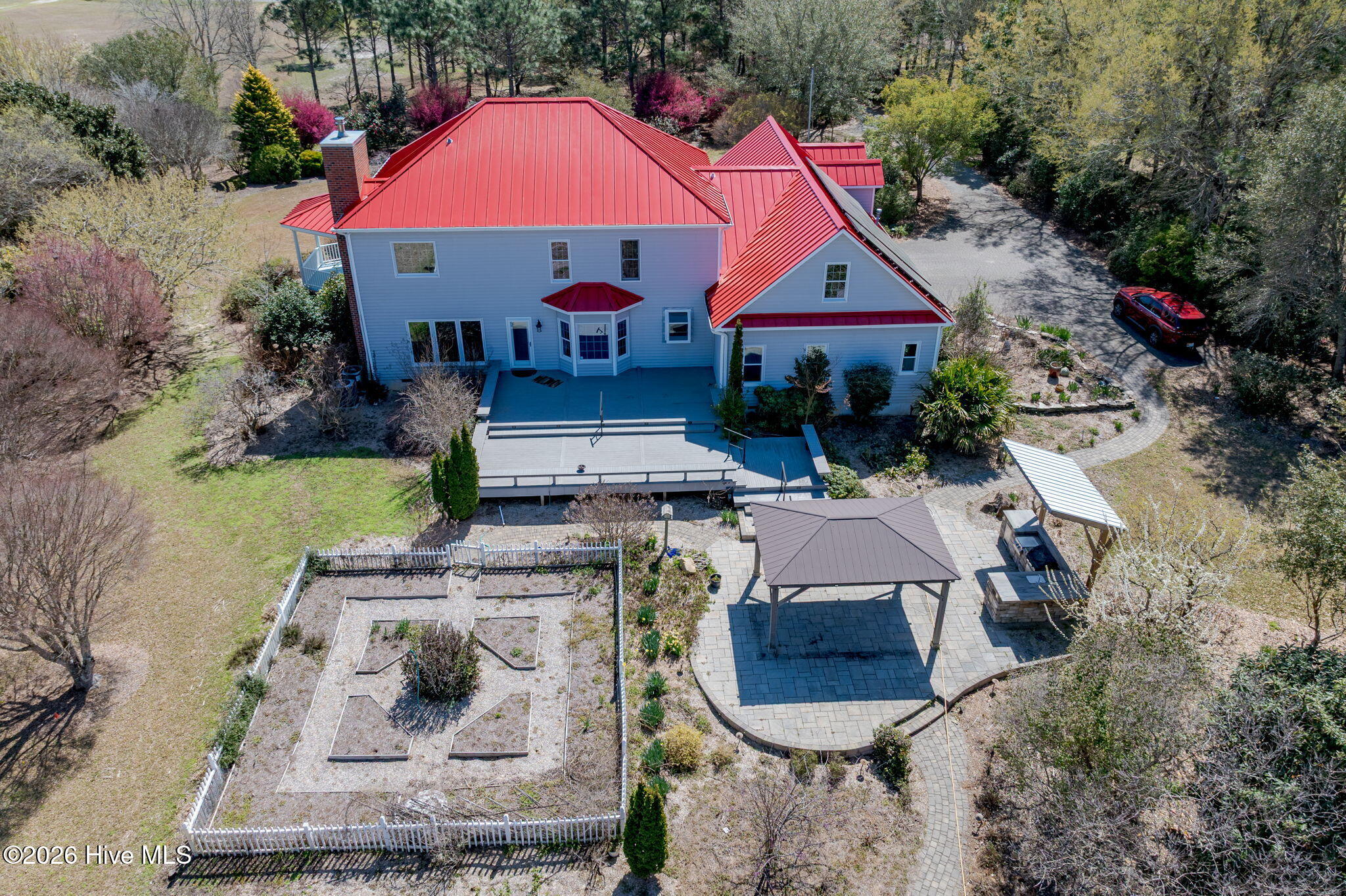 2689 Sloop Point Loop Road