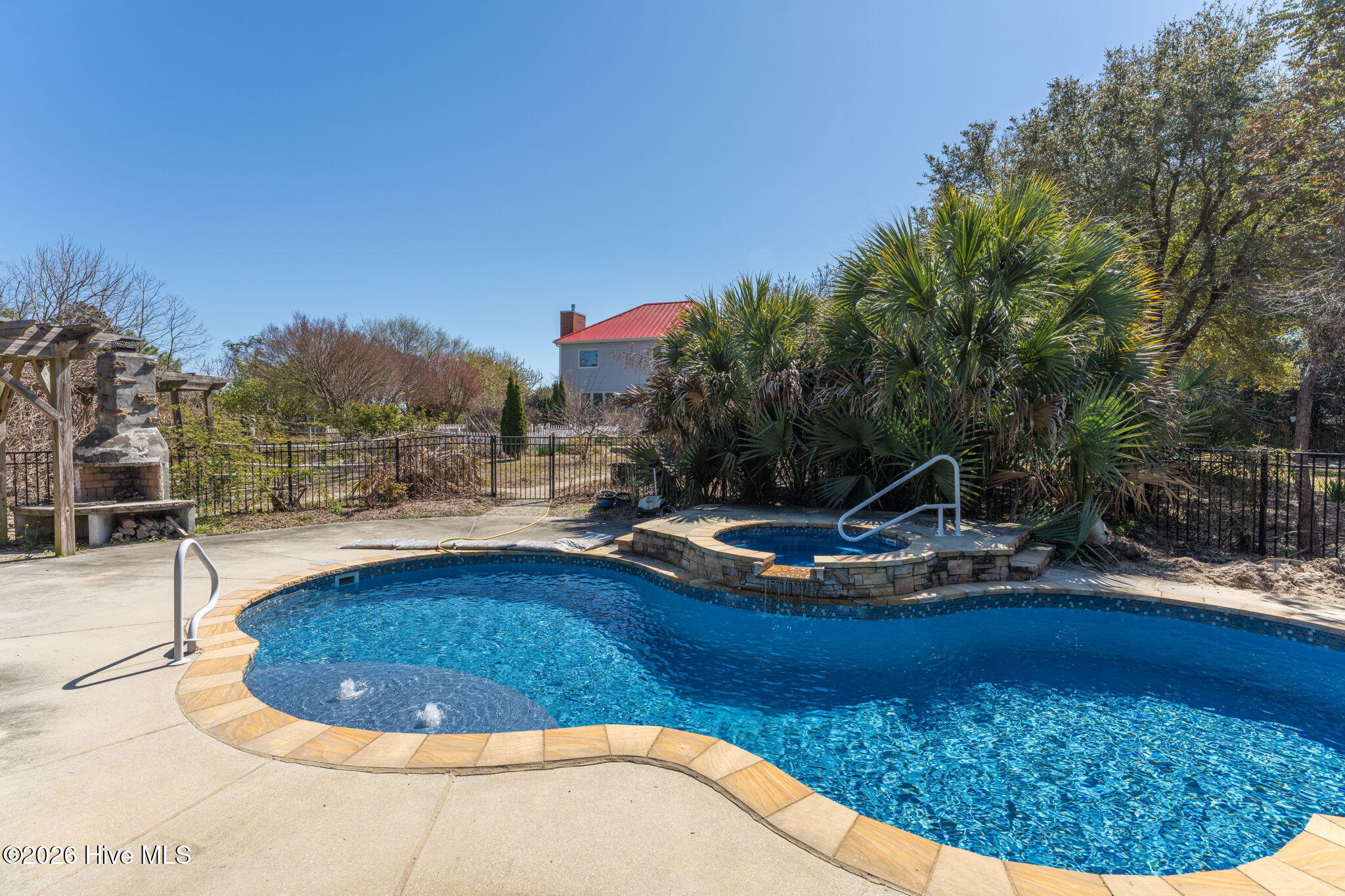 2689 Sloop Point Loop Road