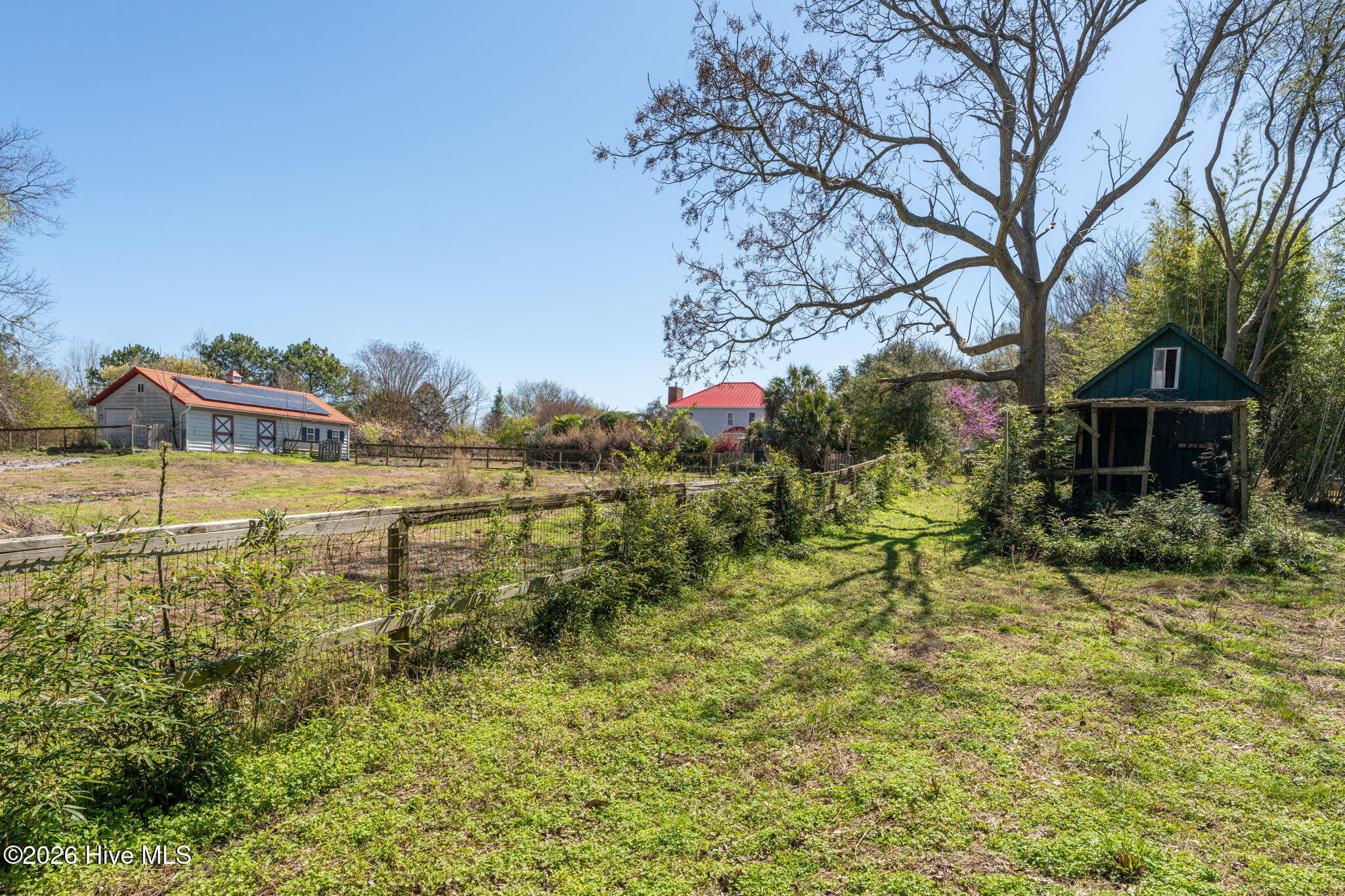 2689 Sloop Point Loop Road