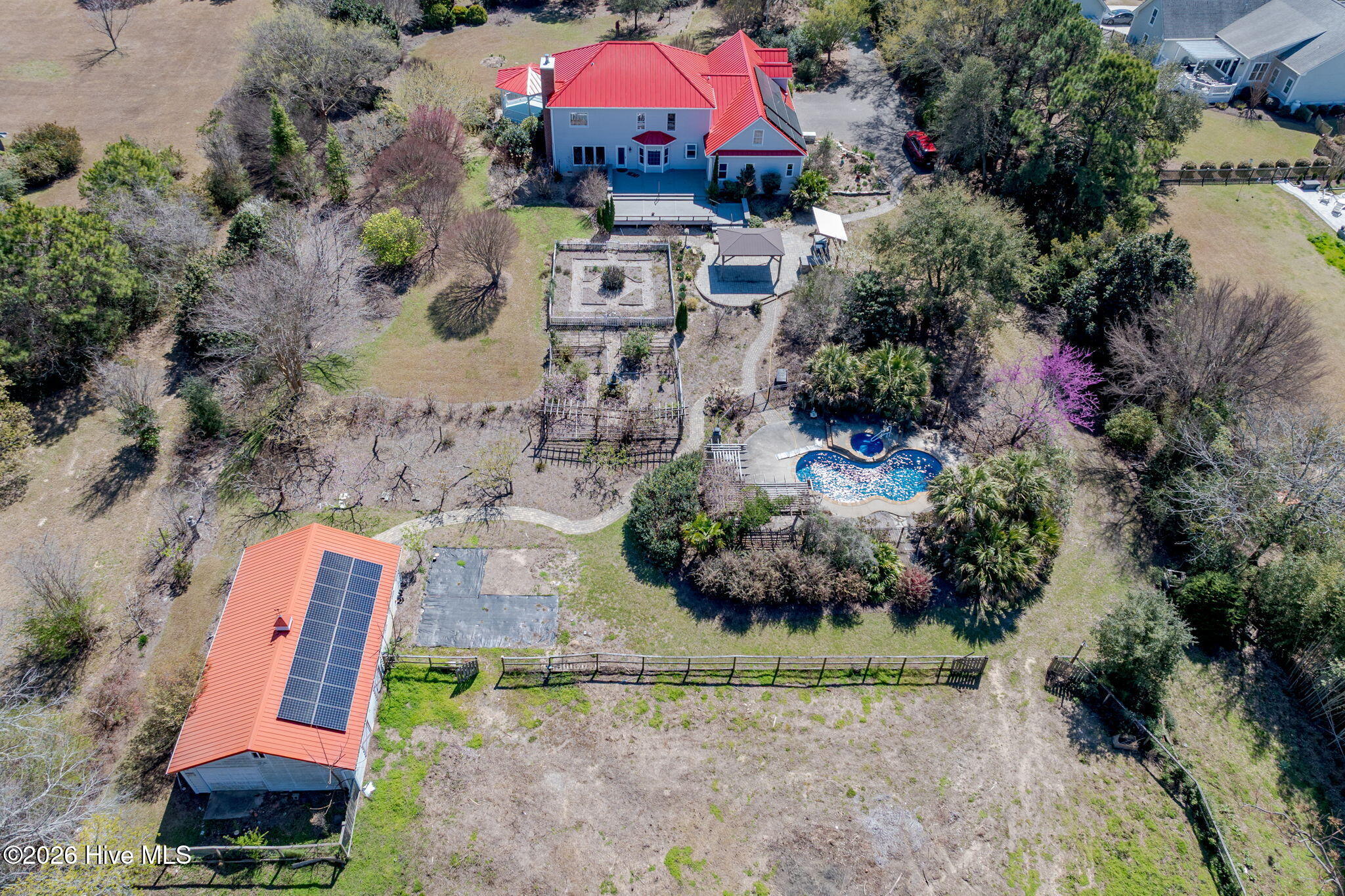 2689 Sloop Point Loop Road