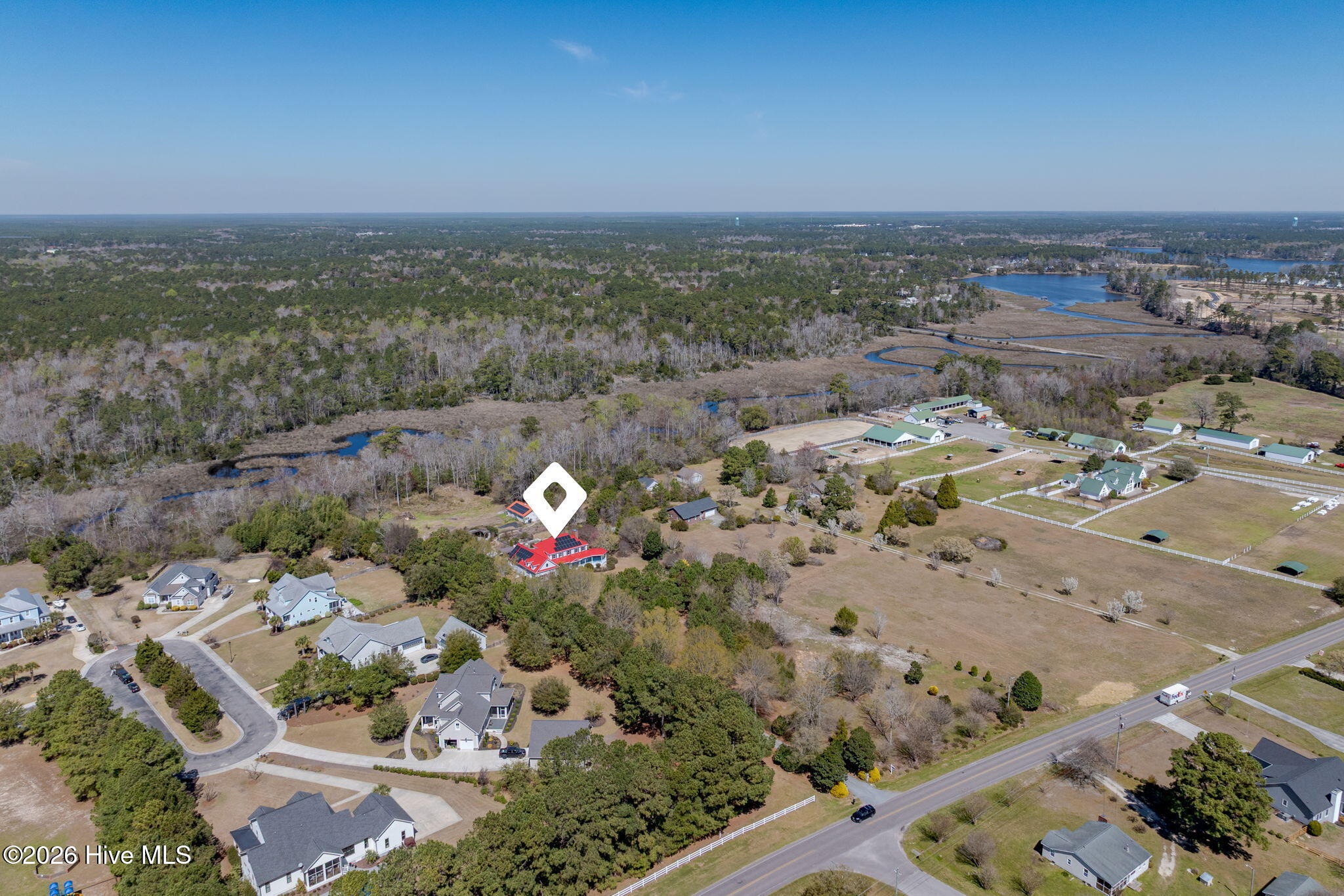 2689 Sloop Point Loop Road