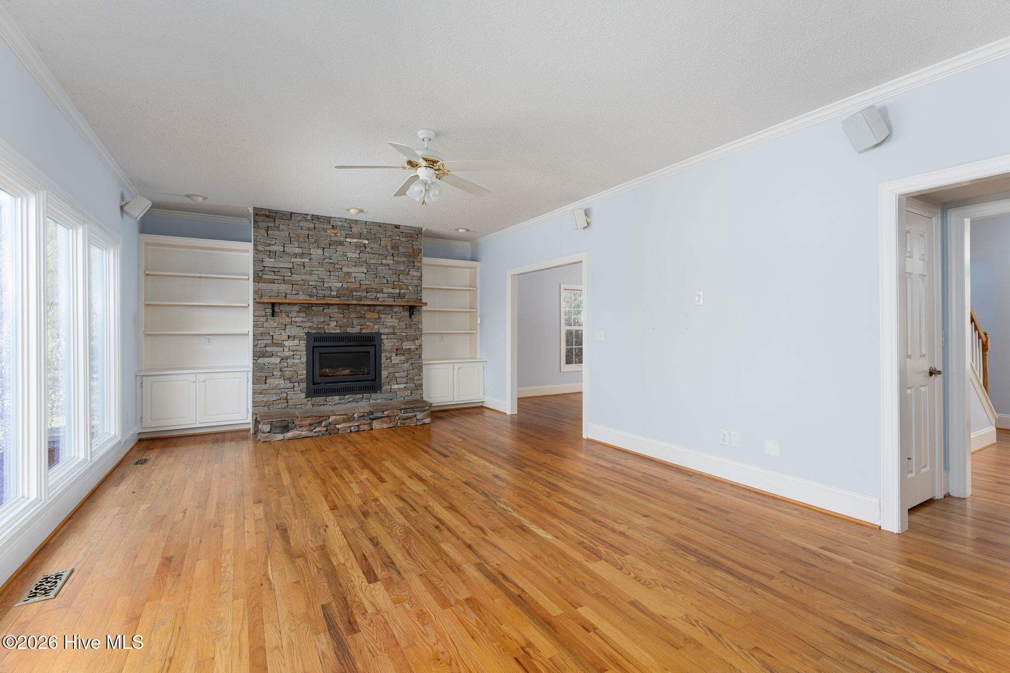 2689 Sloop Point Loop Road