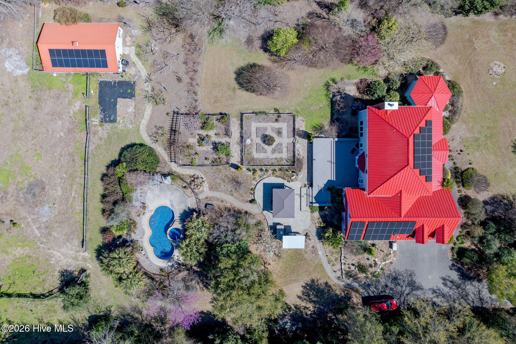 2689 Sloop Point Loop Road