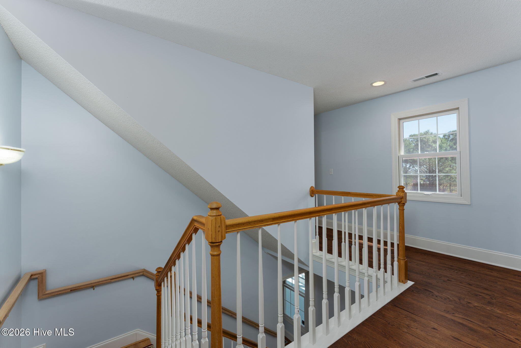 2689 Sloop Point Loop Road