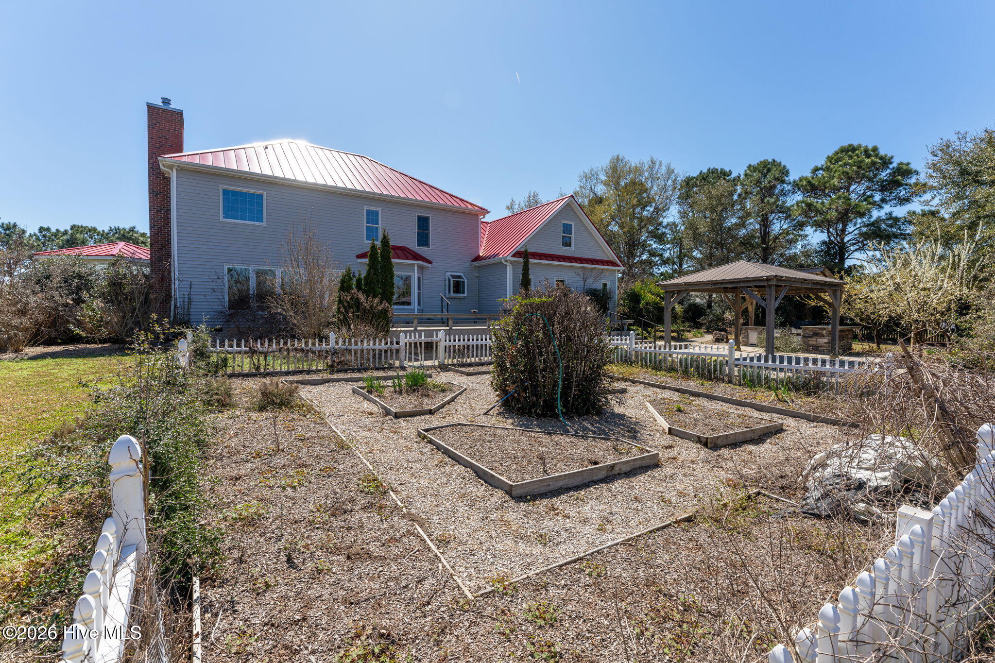 2689 Sloop Point Loop Road