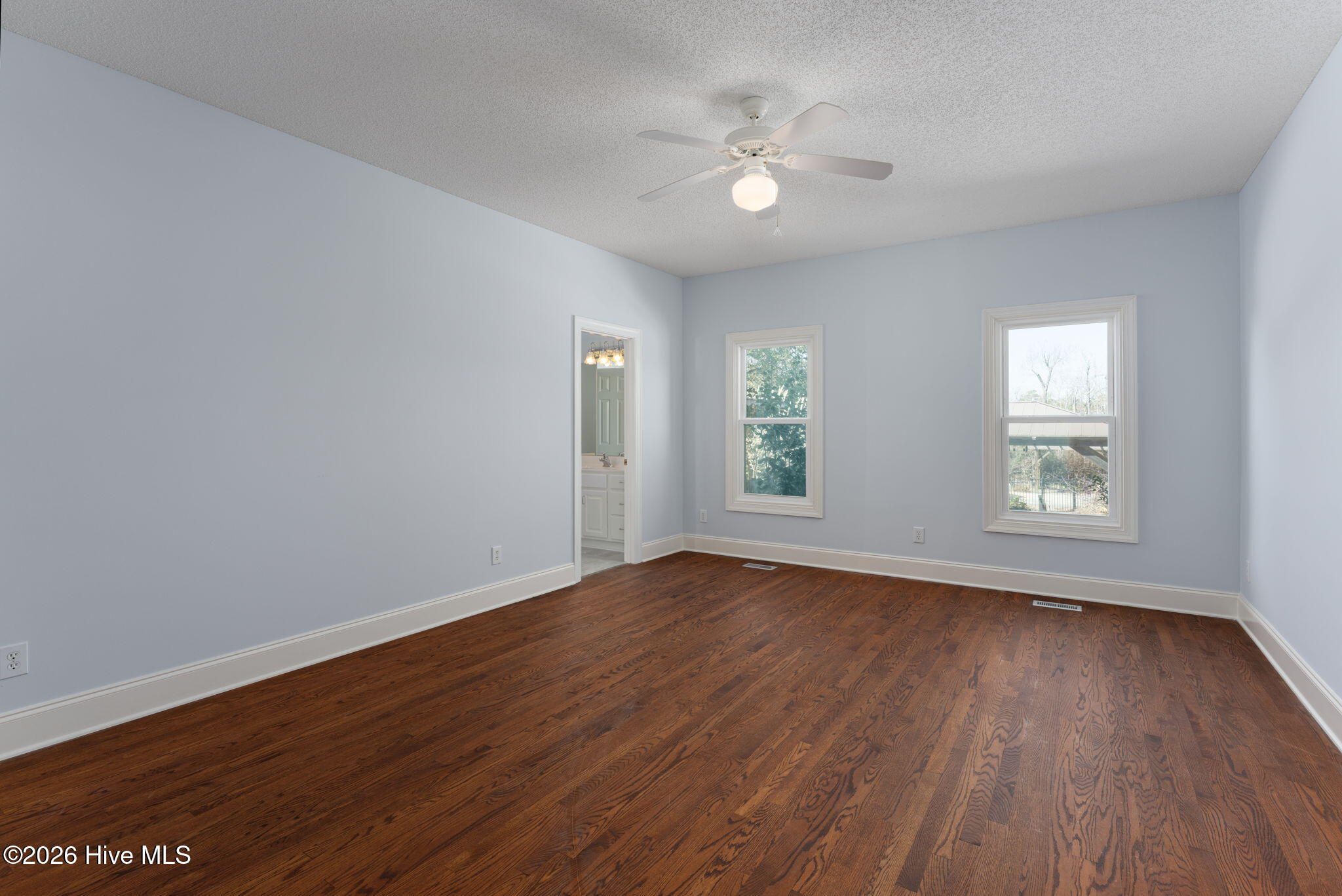 2689 Sloop Point Loop Road