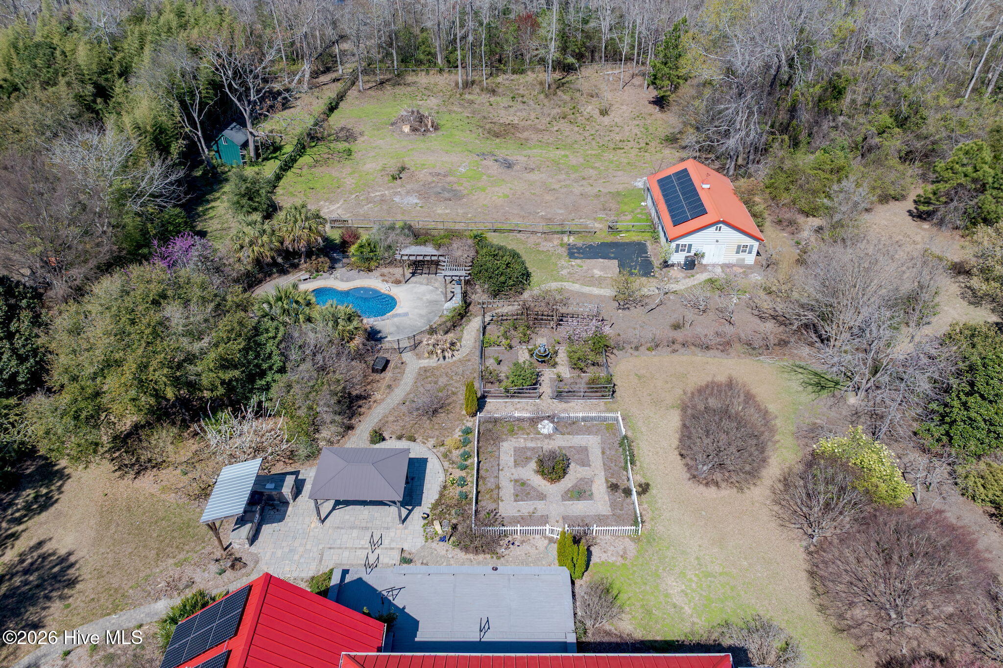 2689 Sloop Point Loop Road