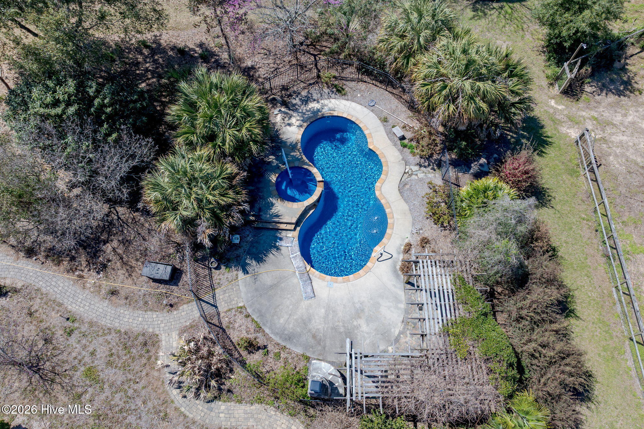 2689 Sloop Point Loop Road