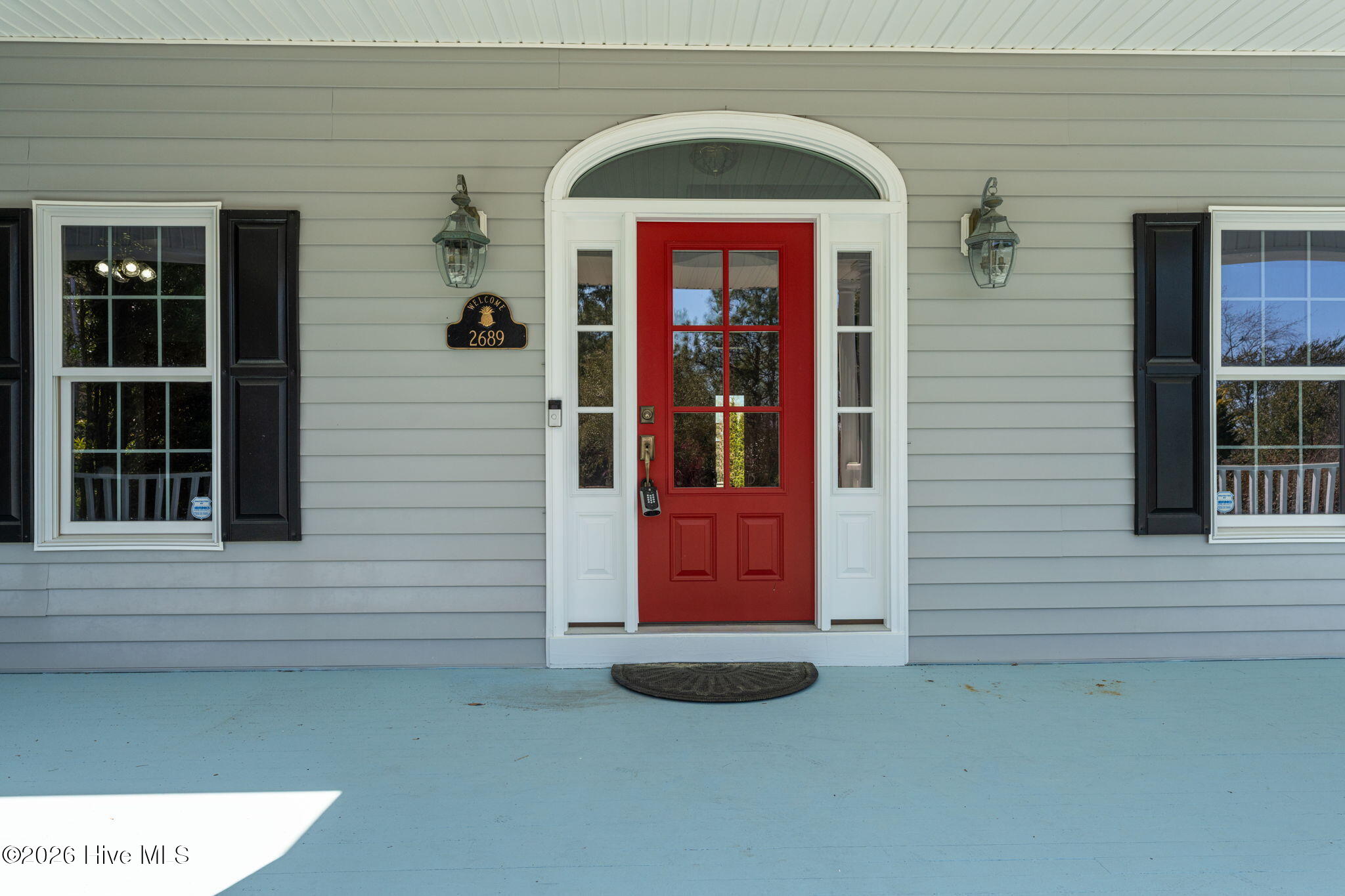 2689 Sloop Point Loop Road