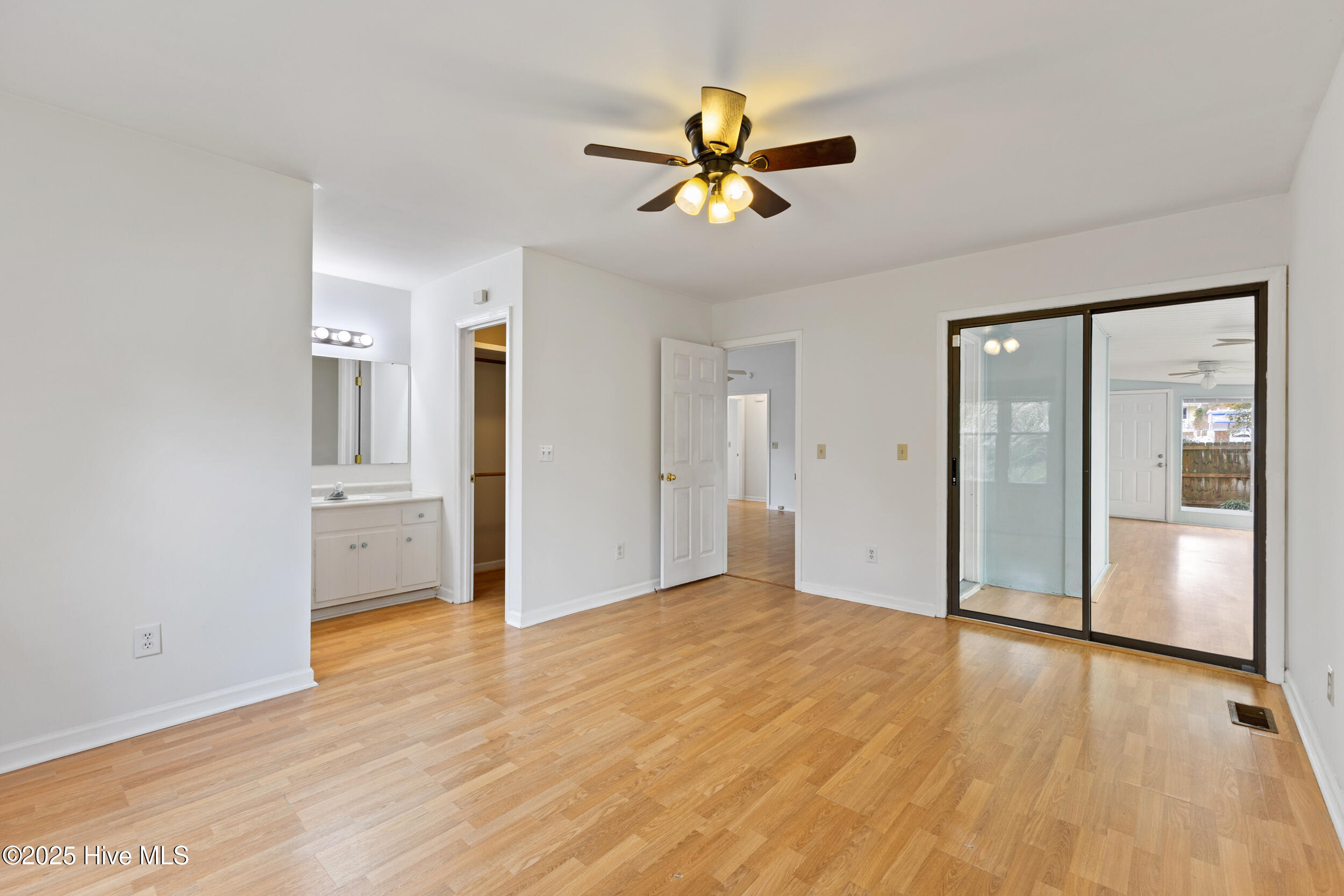 300 Carolina Sands Drive