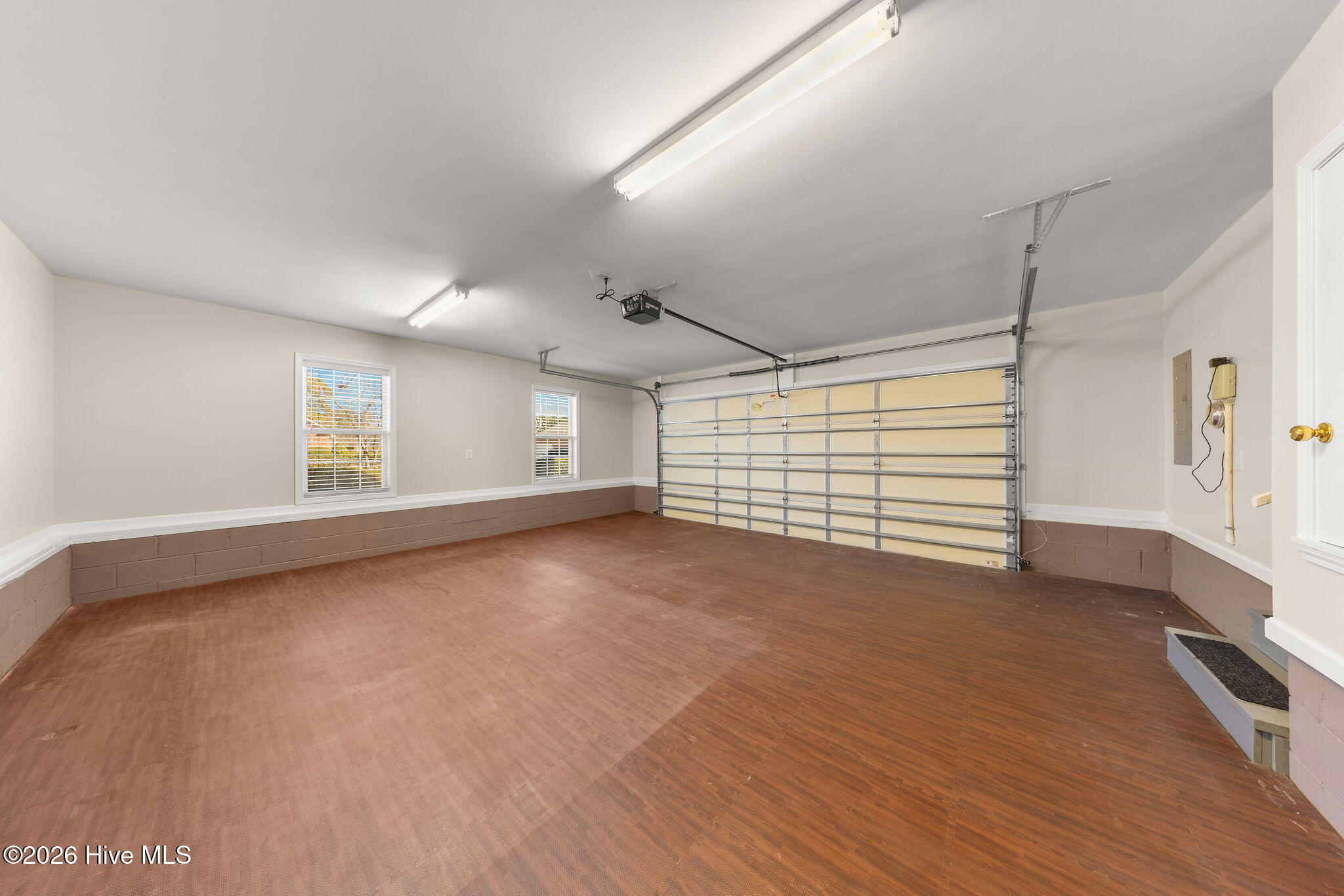 1008 Sabal Court