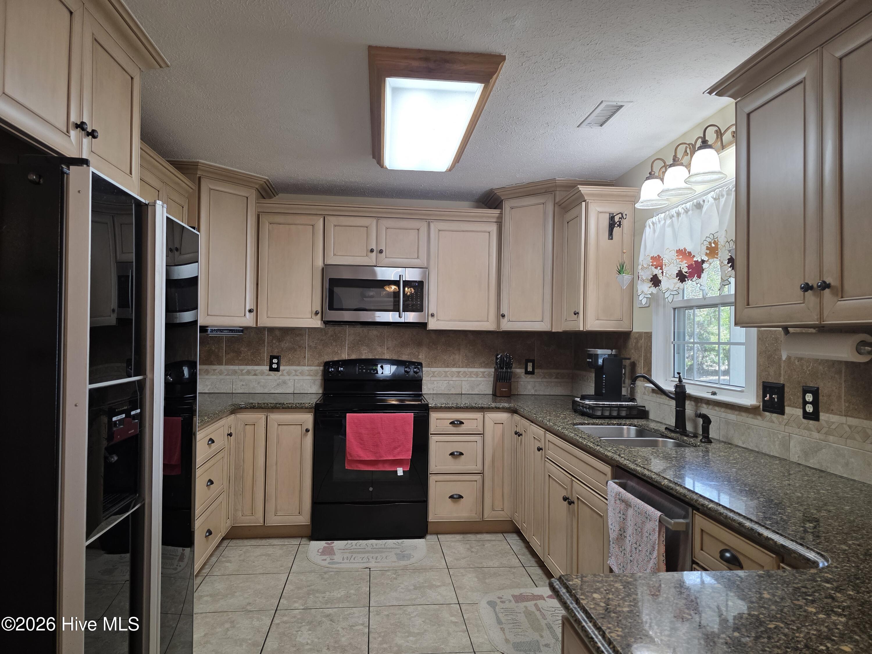 1007 Kennesaw Court