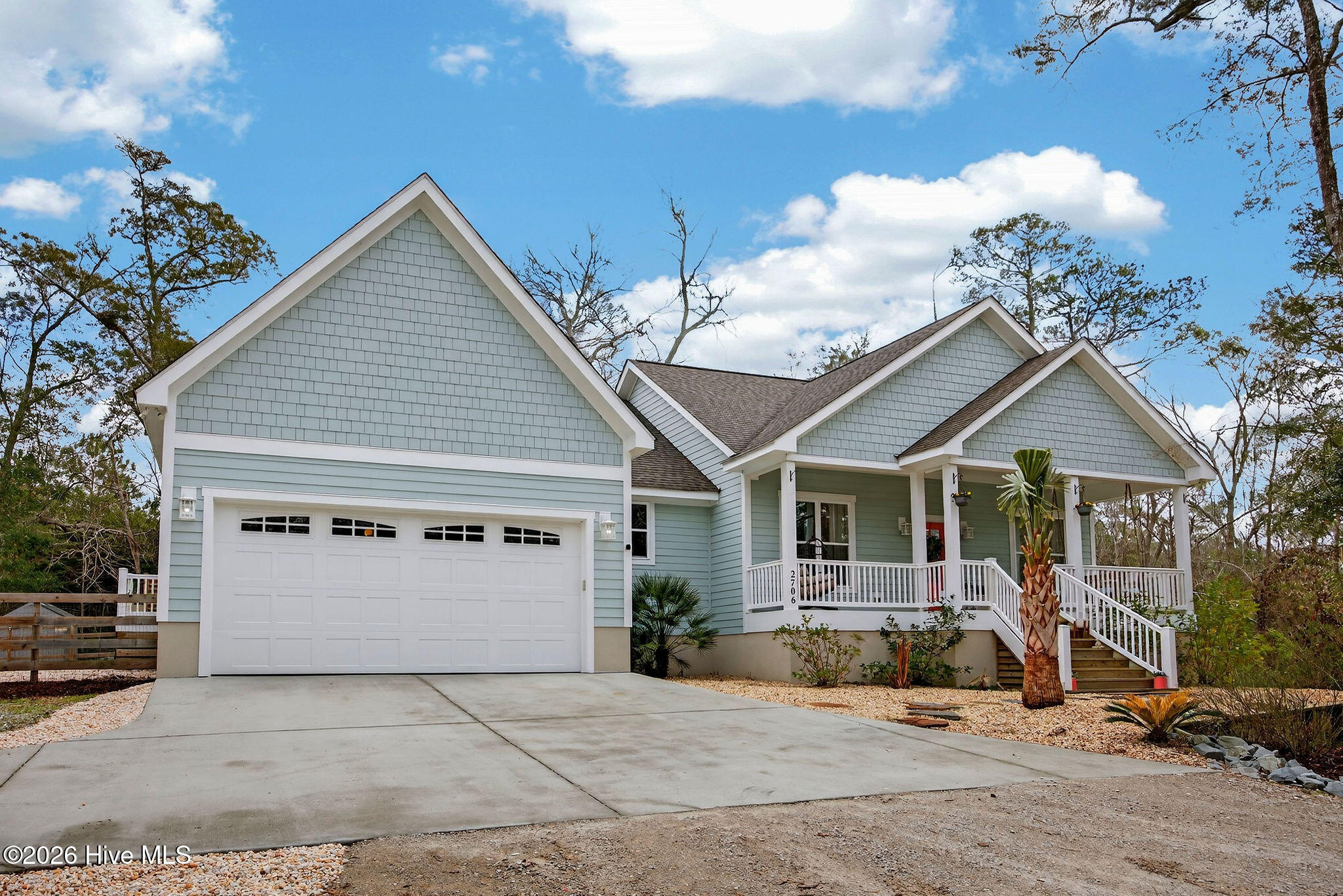 2706 Sea Vista Drive SW