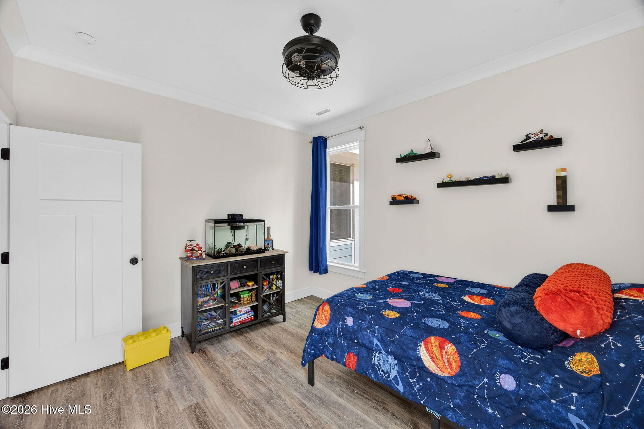2706 Sea Vista Drive SW