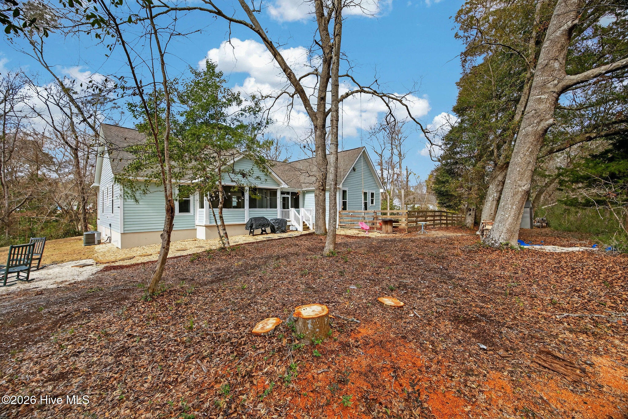 2706 Sea Vista Drive SW