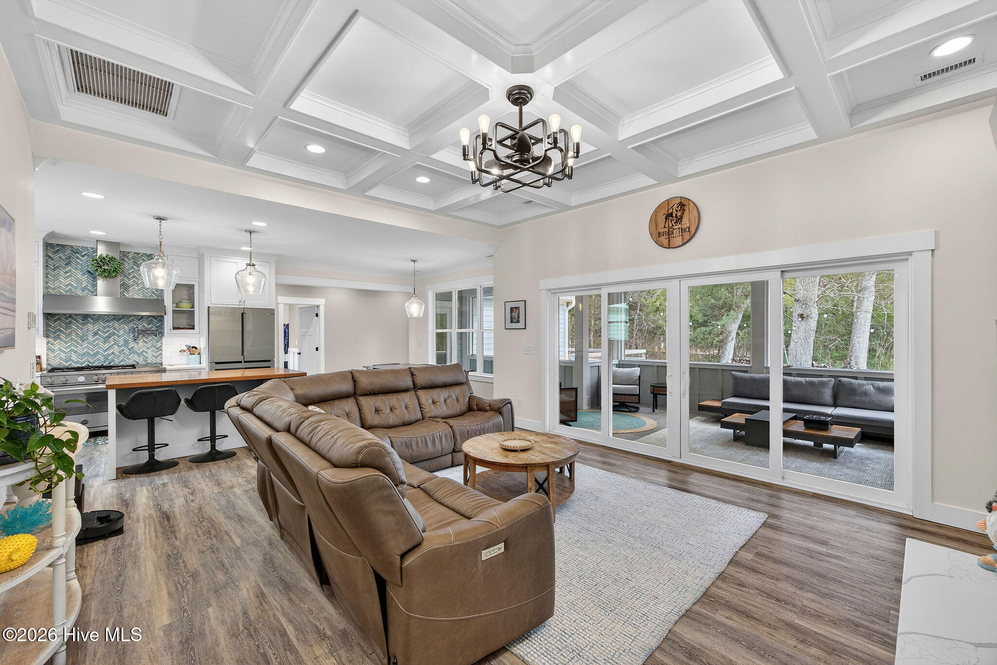 2706 Sea Vista Drive SW