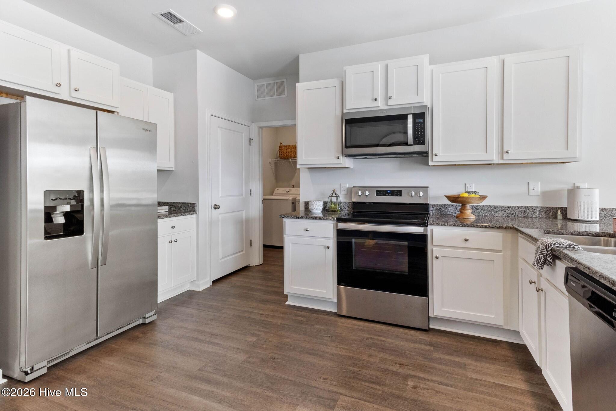 5308 Black Oak Court
