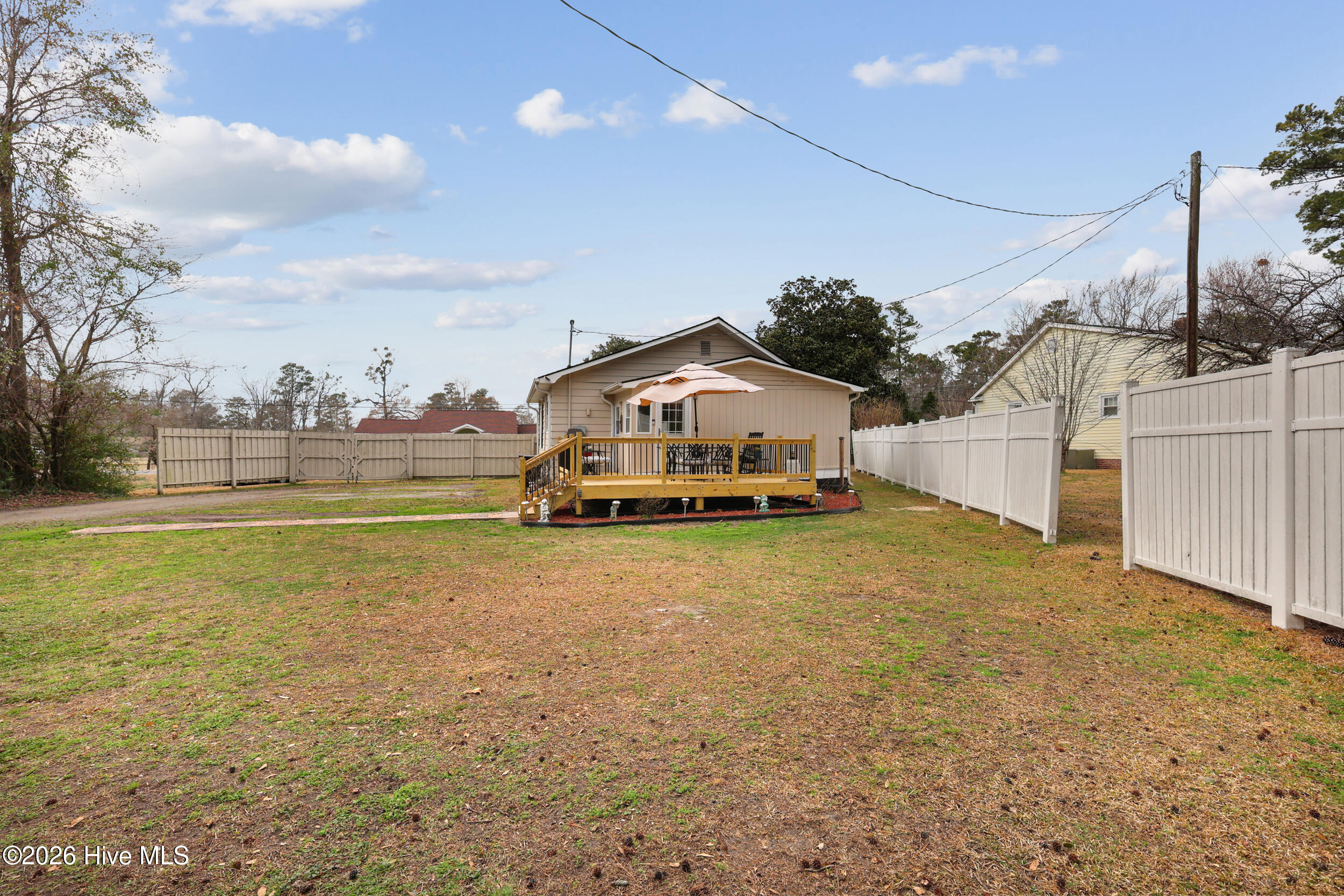 412 N Timberly Lane