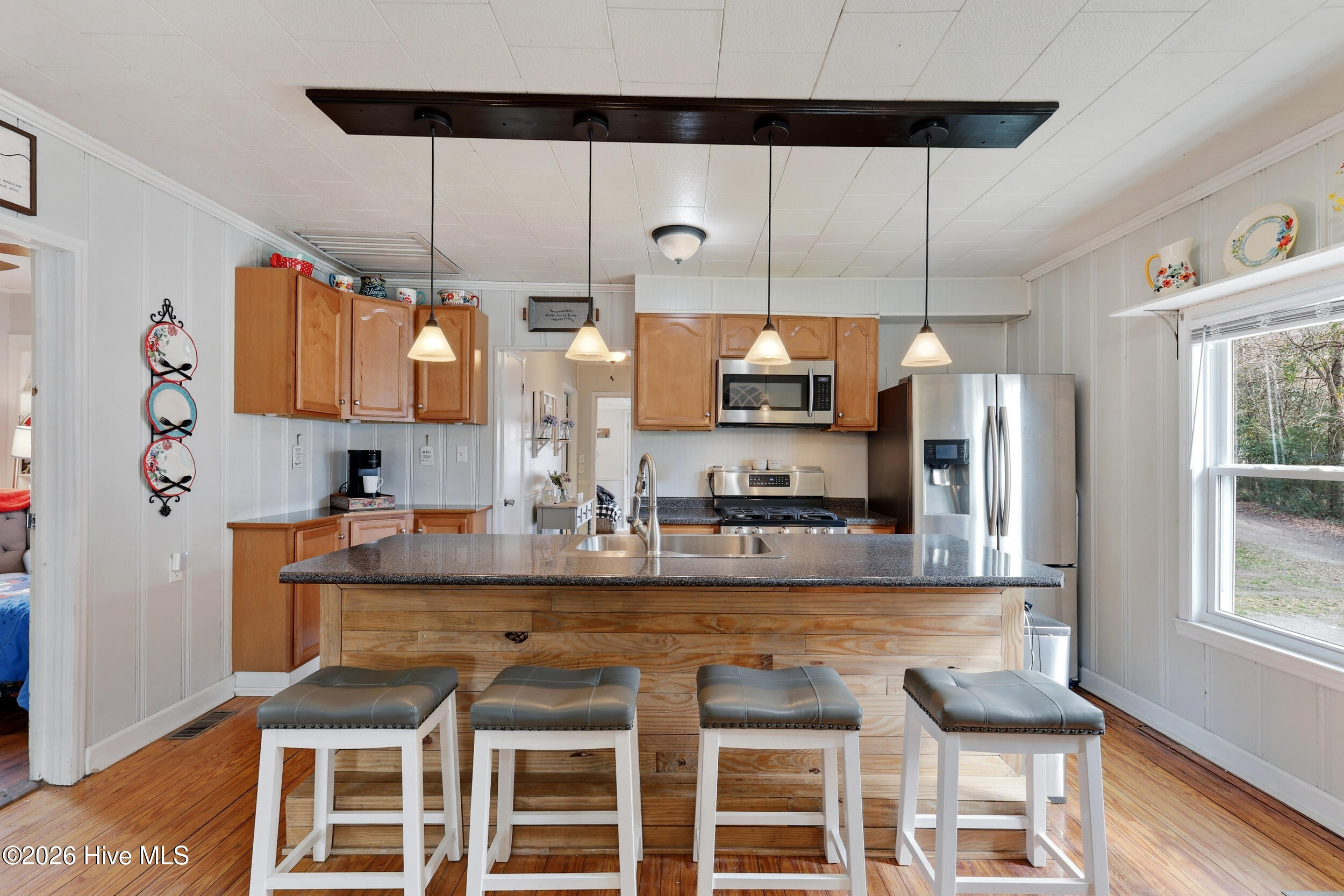 412 N Timberly Lane