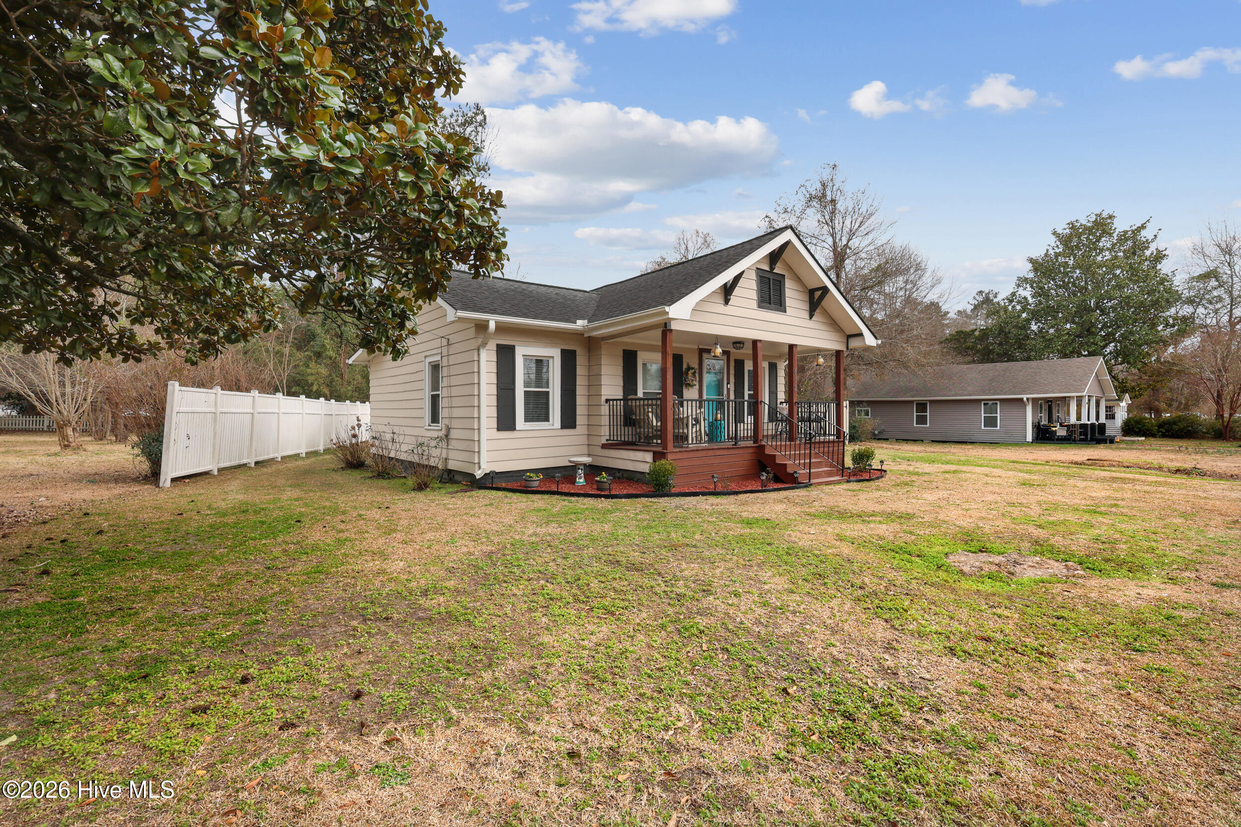 412 N Timberly Lane