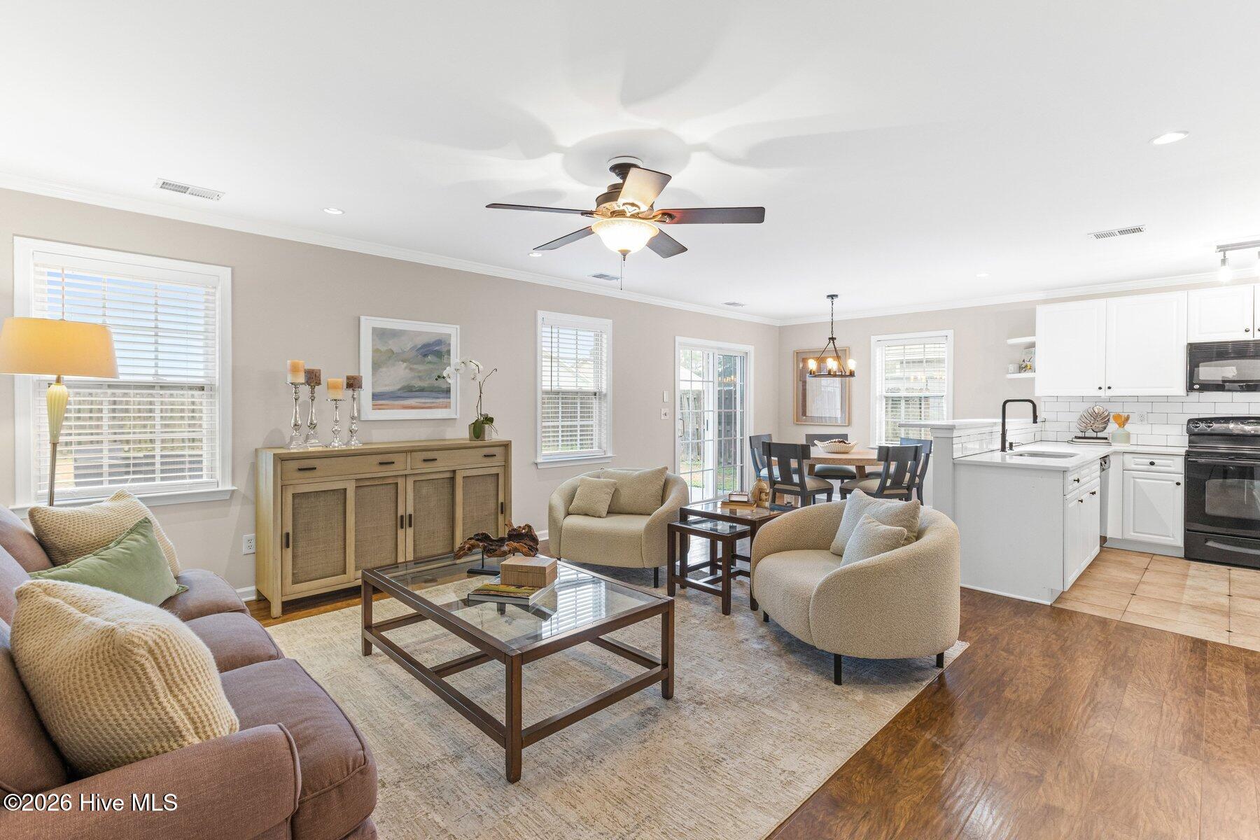 1343 Parkland Way