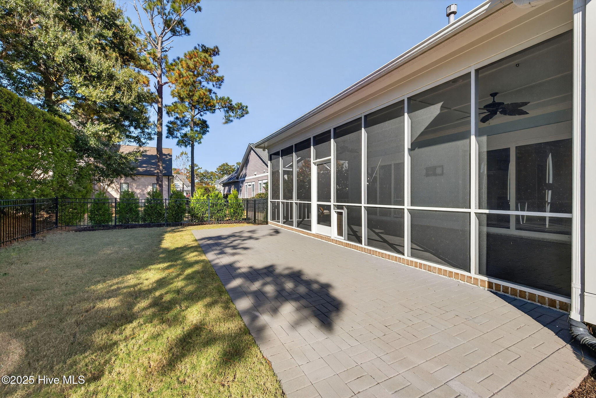 5010 Dockside Drive