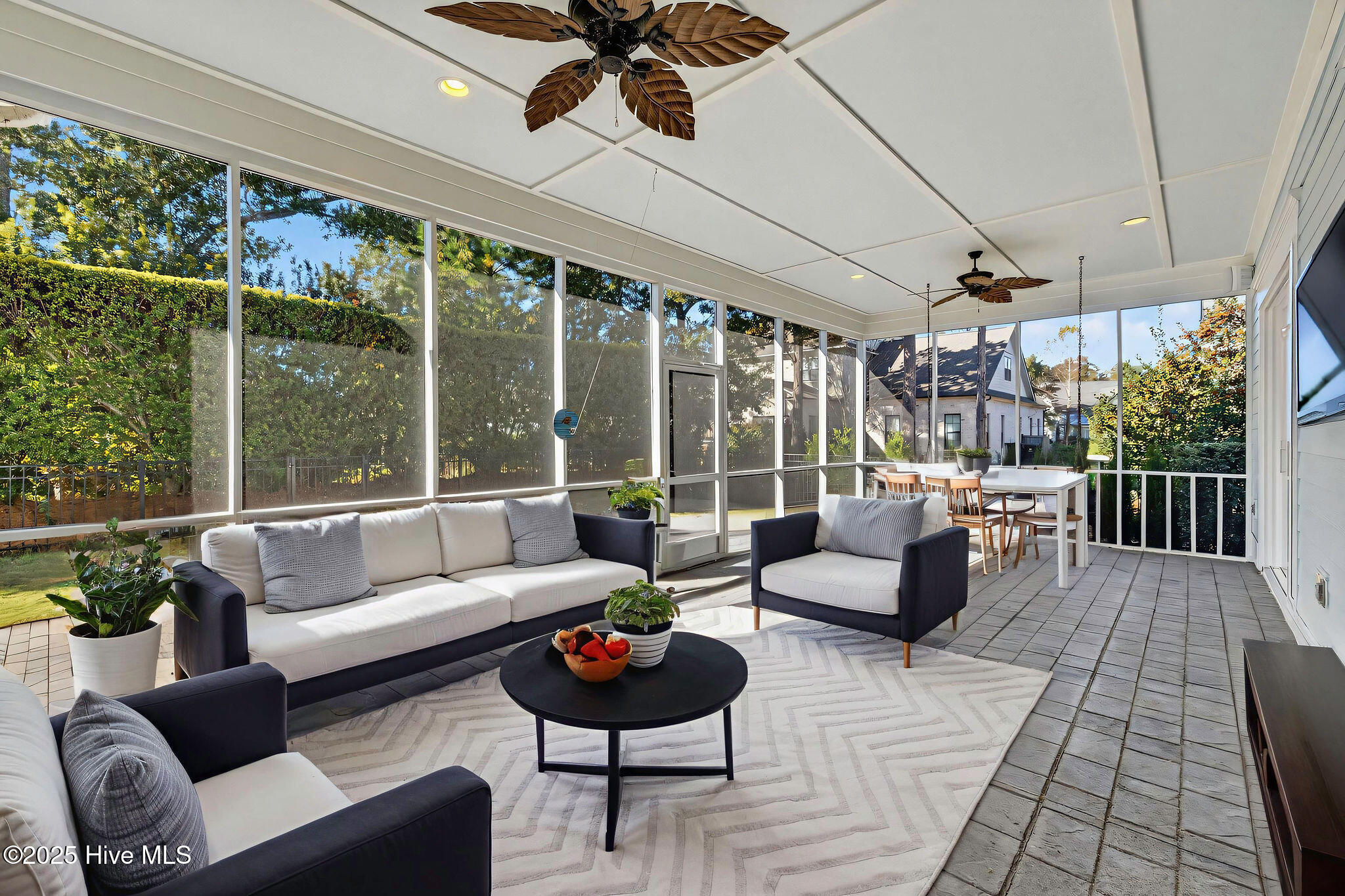 5010 Dockside Drive