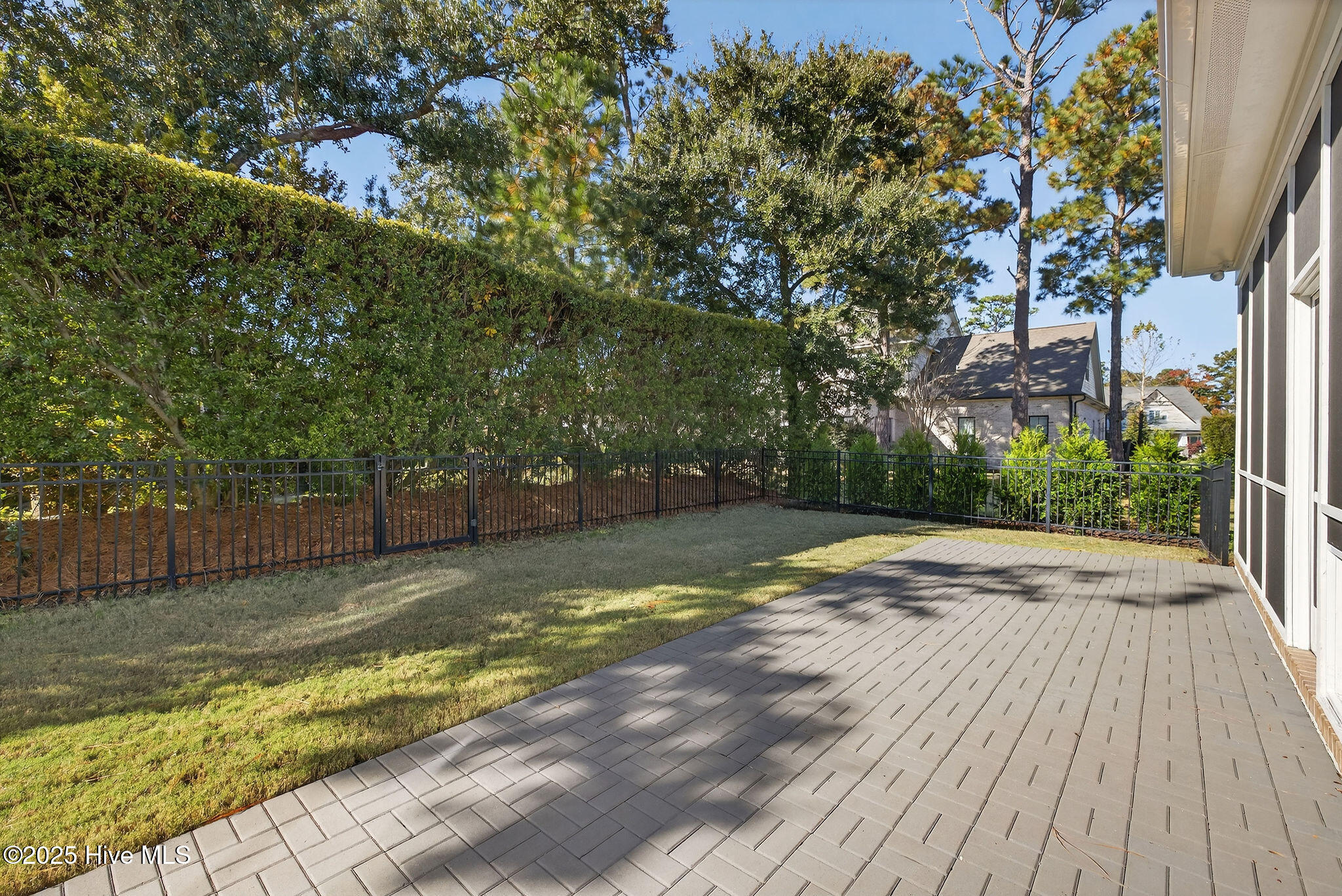 5010 Dockside Drive