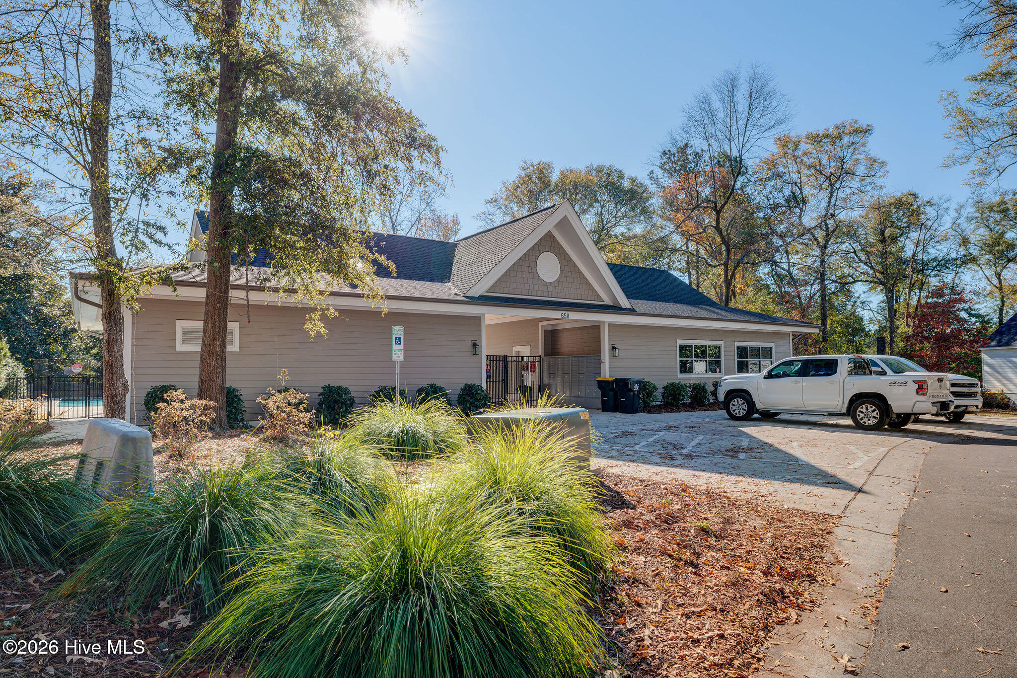637 Jenoa Drive