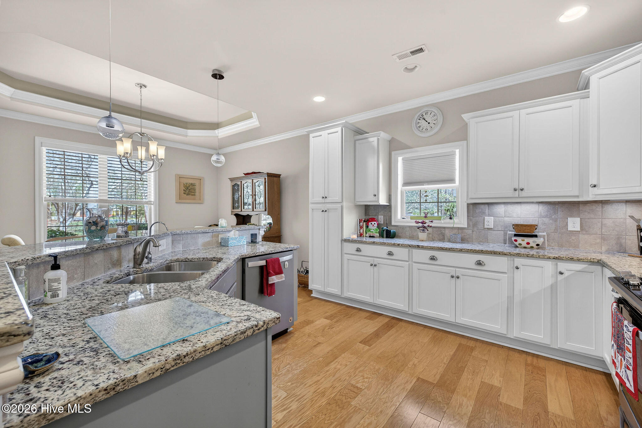 637 Jenoa Drive
