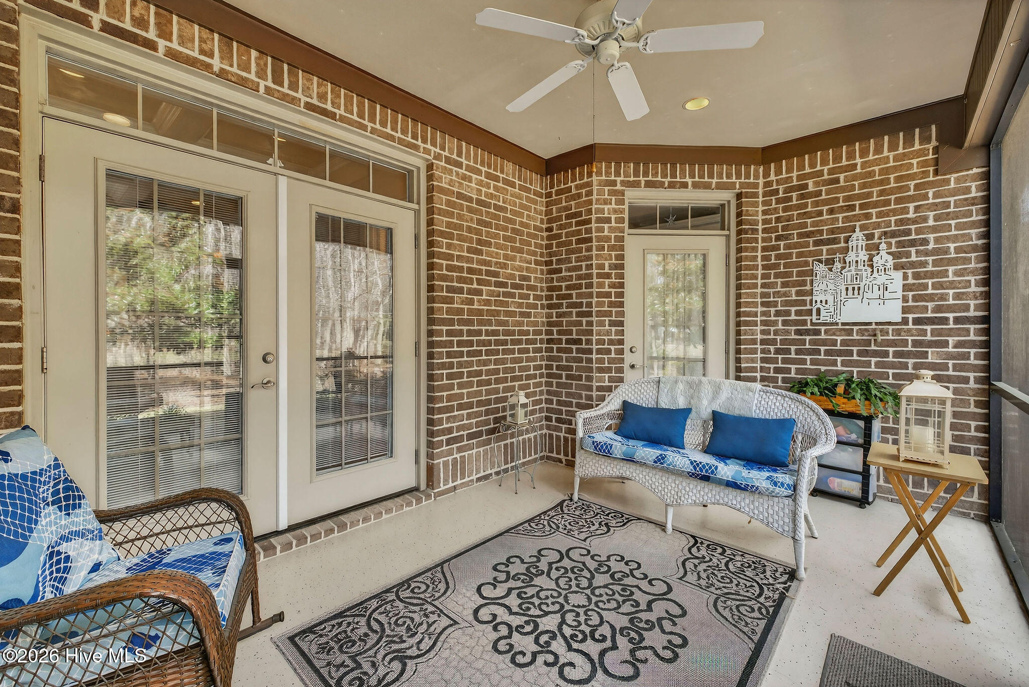 637 Jenoa Drive