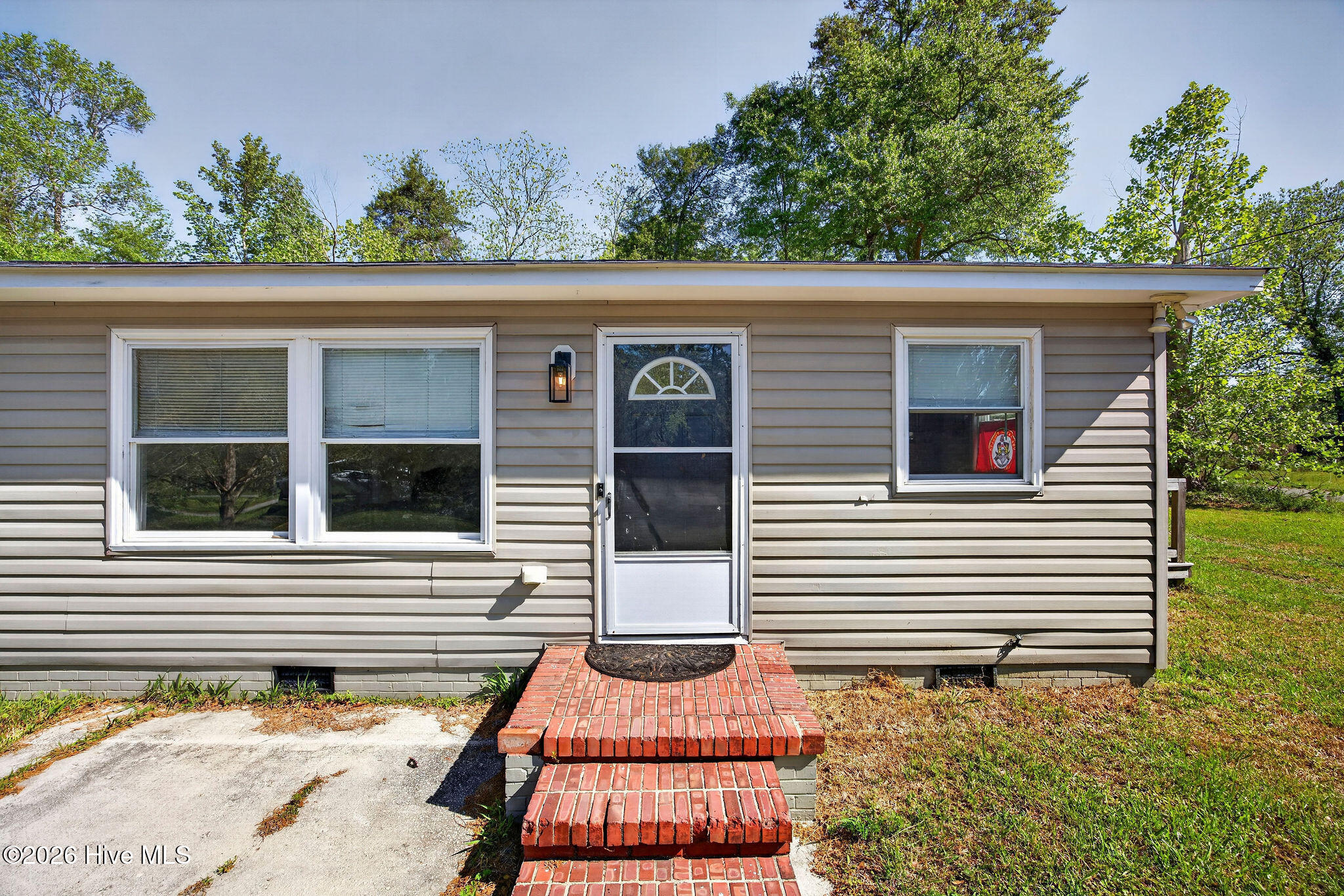 555 Cedar Street