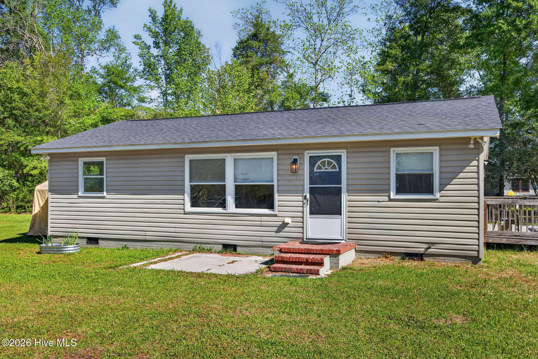 555 Cedar Street
