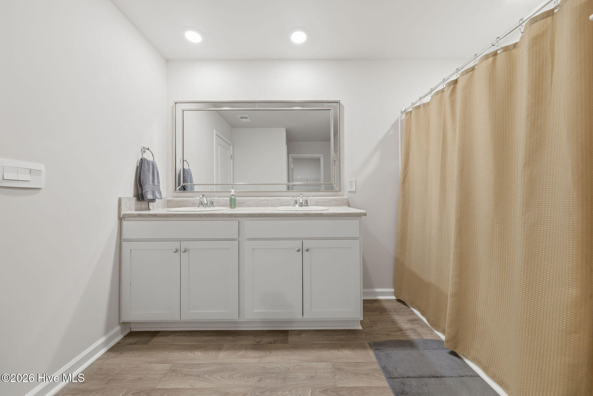 4255 Milkweed Road